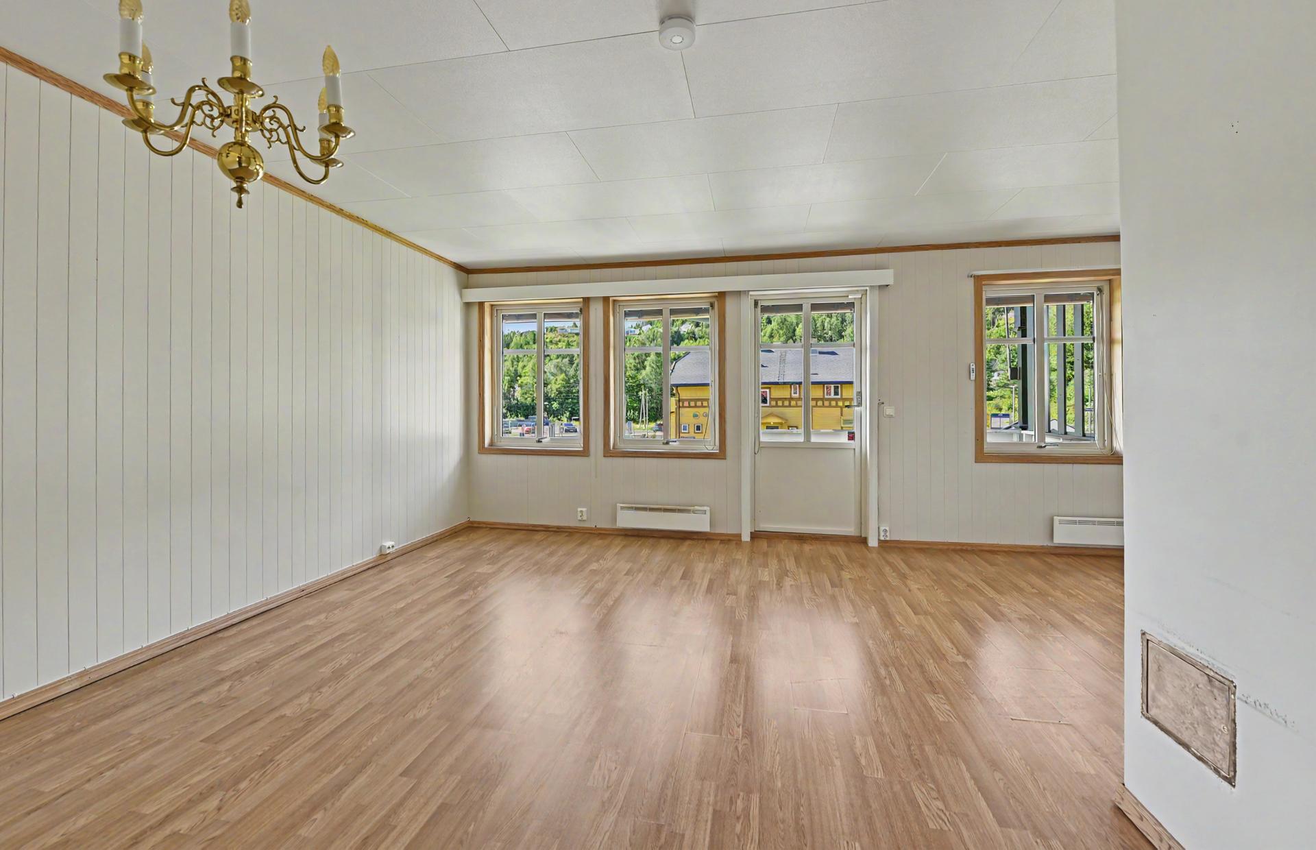 Leiligheten har en arealeffektiv planløsning og balansert ventilasjon for et godt inneklima.. Bilde nummer 2 av 3