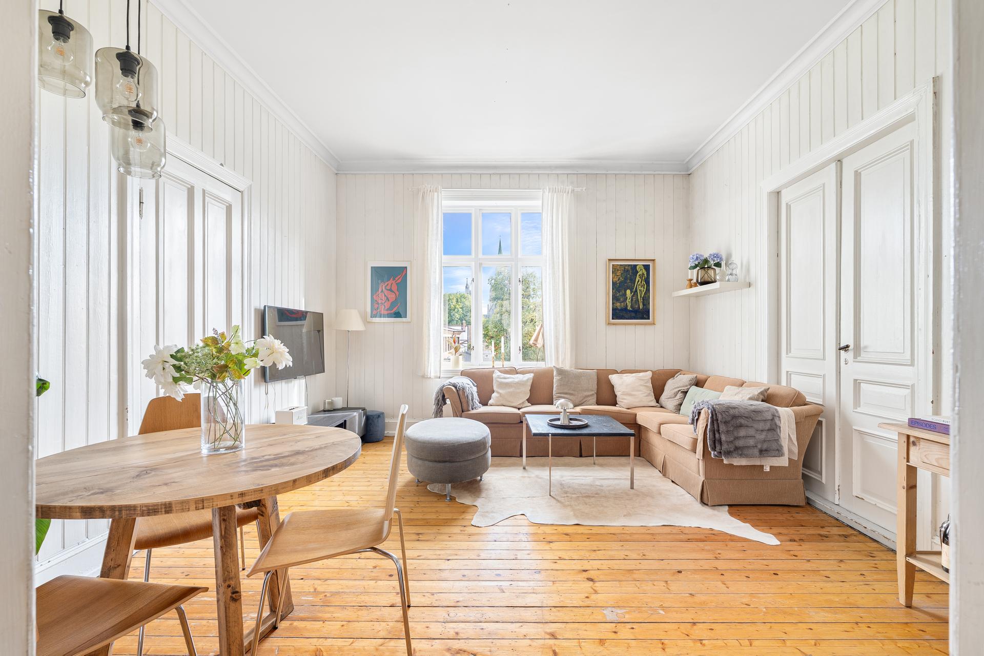 EiendomsMegler 1 v/ Martin Mitani har gleden av å presentere Arkitekt Christies Gate 4 A! Foto: Krokstad & Nervik v/ Ekaterina Krokstad.. Bilde nummer 1 av 3