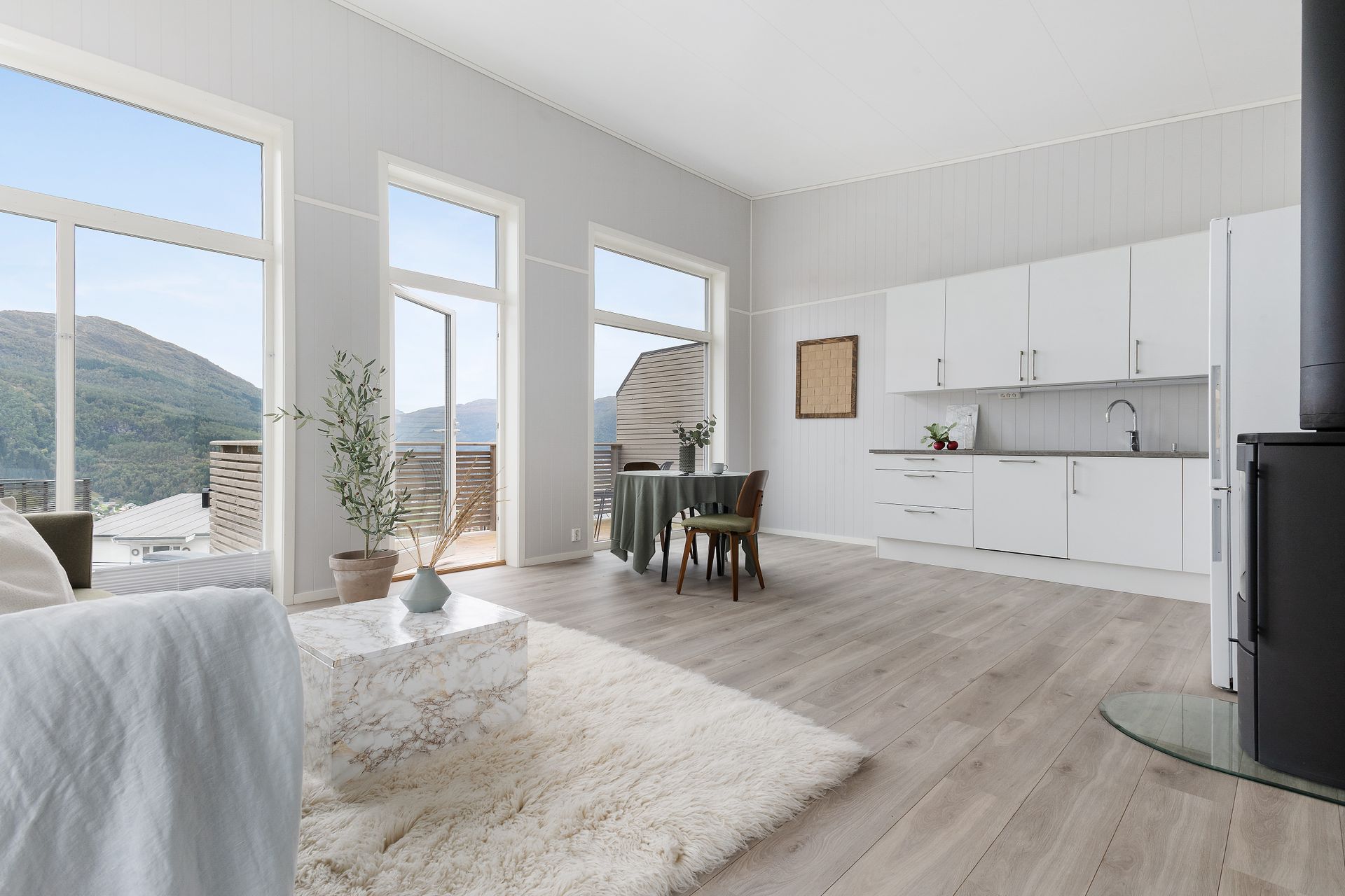 Velkommen til Blåbærlia 23B! Foto: Vidar Helle/Diakrit. Bilde nummer 1 av 3