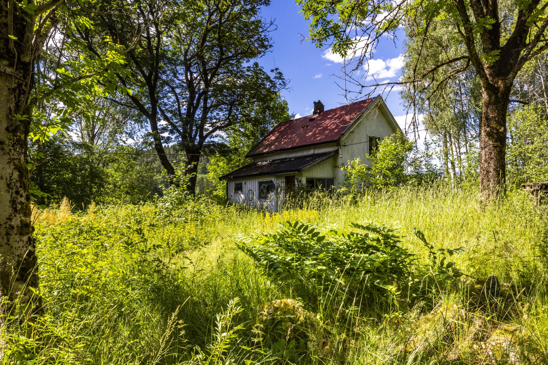 Velkommen til Døvikveien 17. Foto: Viken Fototjenester Eirik Andersen.. Bilde nummer 2 av 3