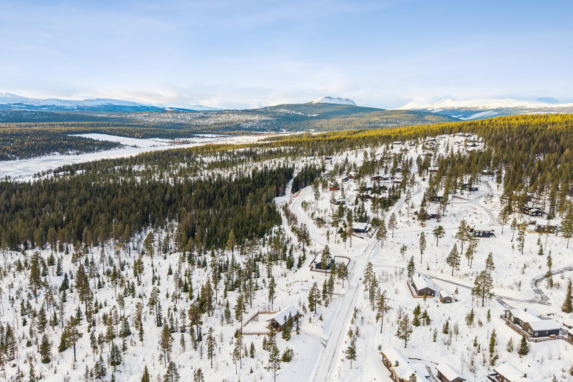 Herfra har du tilgang til et av Norges fremste skiområder med 230 km preparerte langrennsløyper.. Bilde nummer 3 av 3