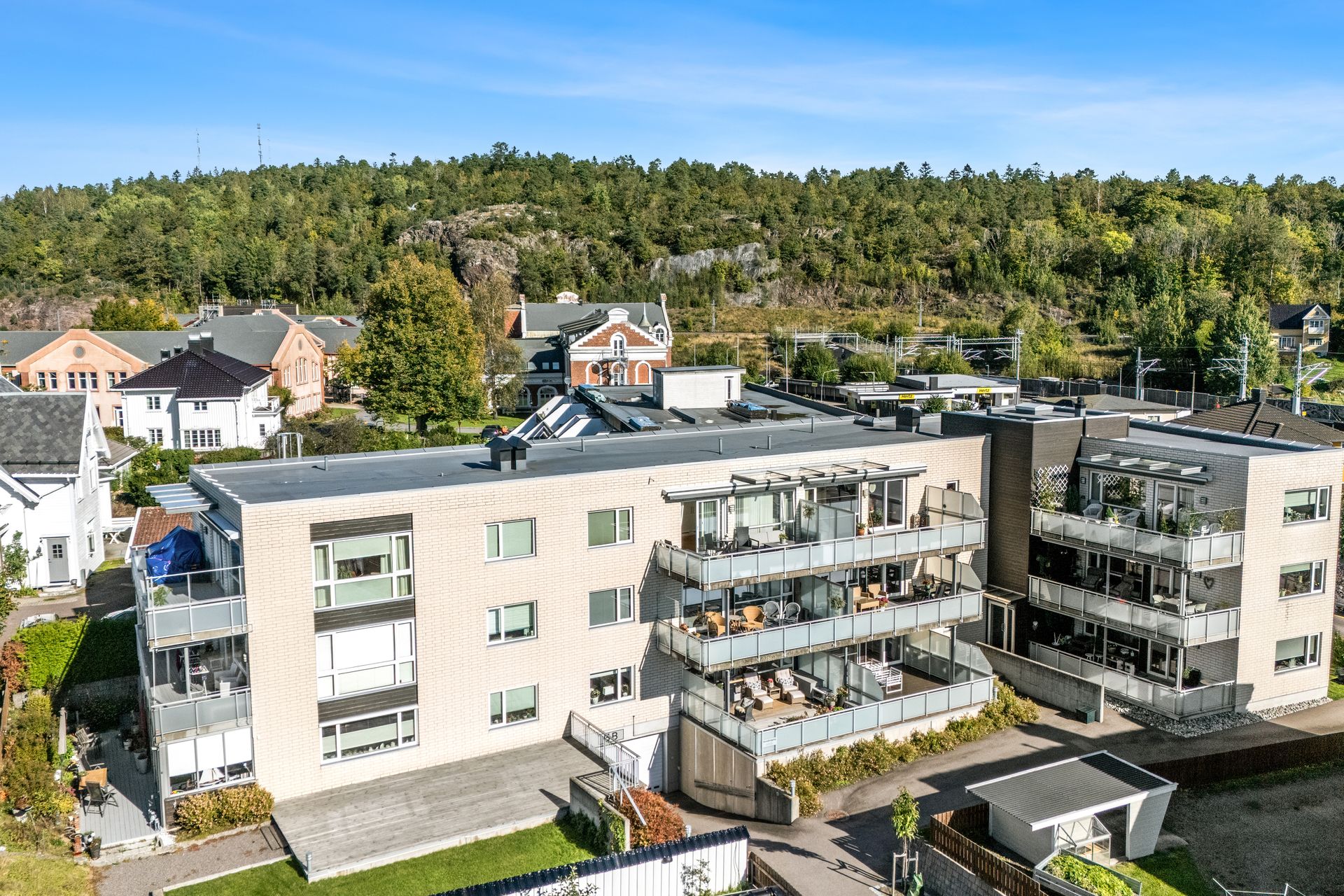 Eiendomsmegler 1 ved Jesper Snekkestad presenterer Olav Trygvasons gate 3b ved Teglhagen i Tønsberg sentrum! . Bilde nummer 1 av 3