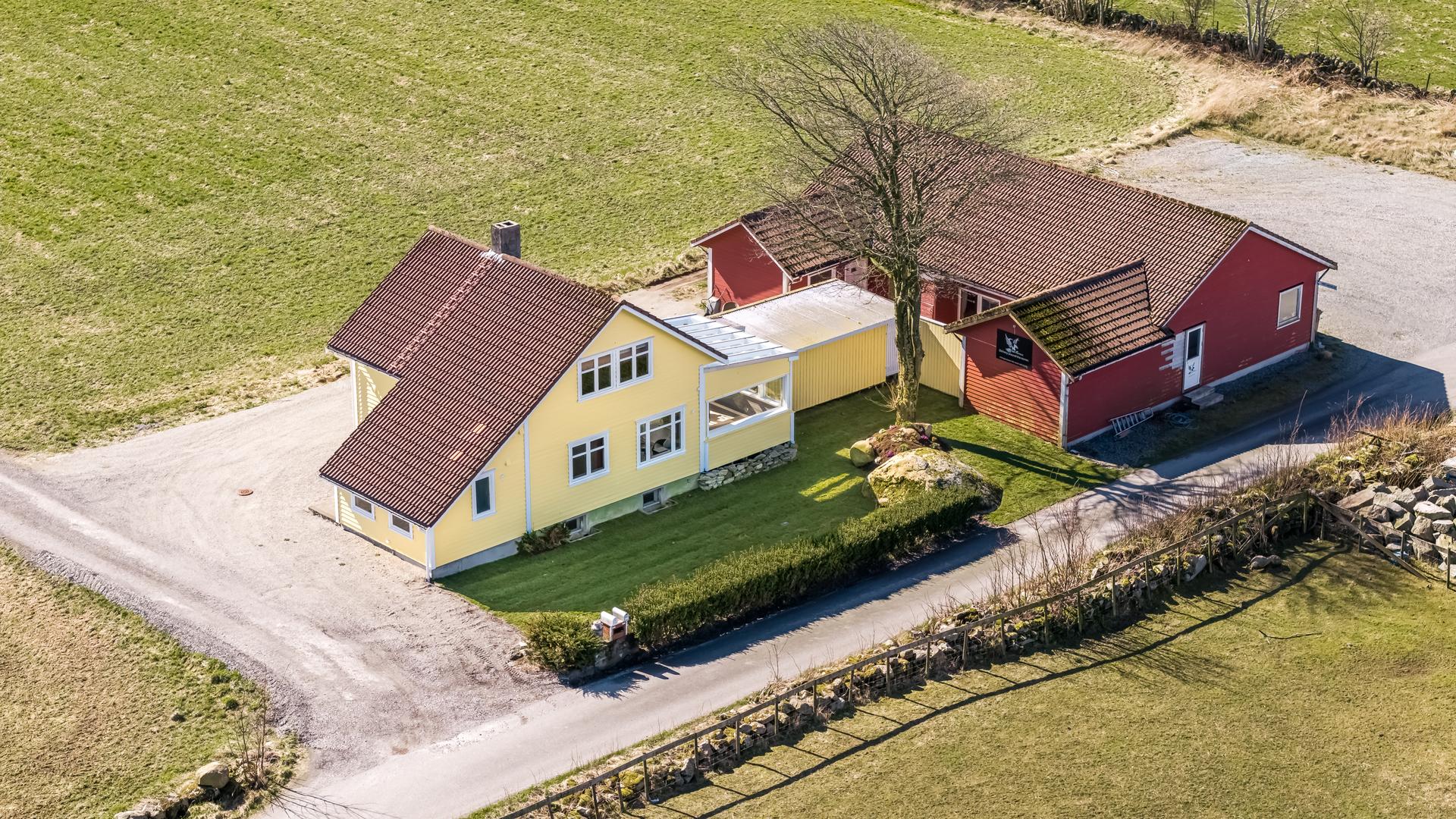  Bilde nummer 2 av 3