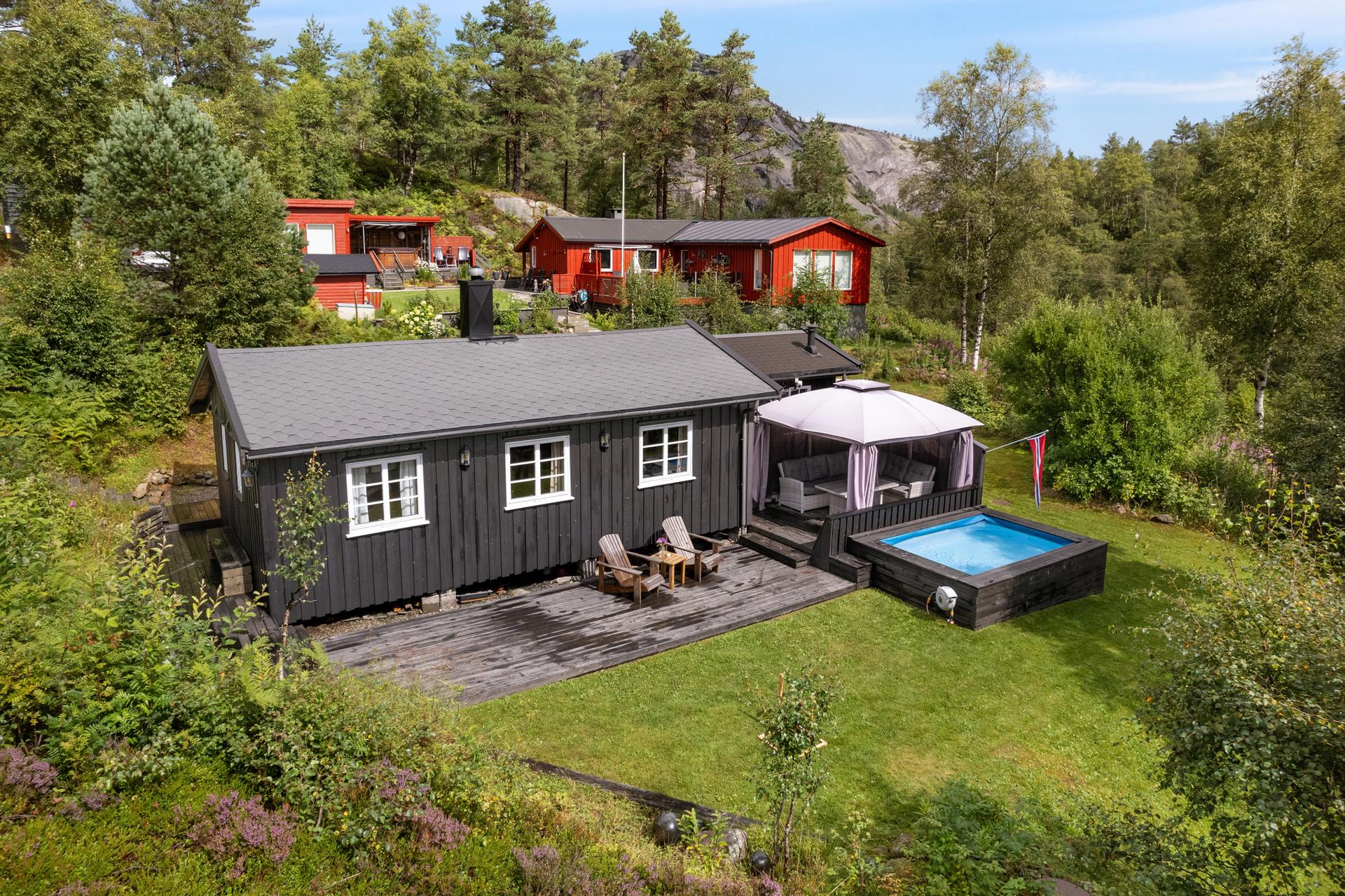 Velkommen til Selandsmonen 48. Foto: [Mirakel Foto Anne Rakel Haaland]. Bilde nummer 1 av 3