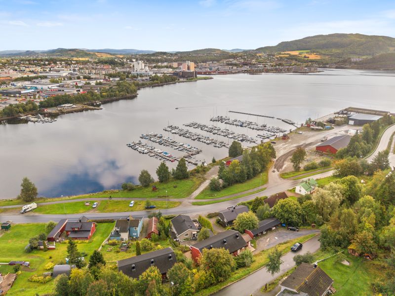 Høvdingvegen 127