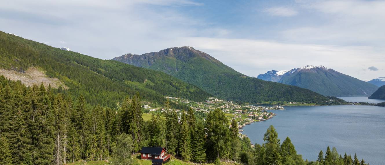 Vesletun, BALESTRAND - View 4