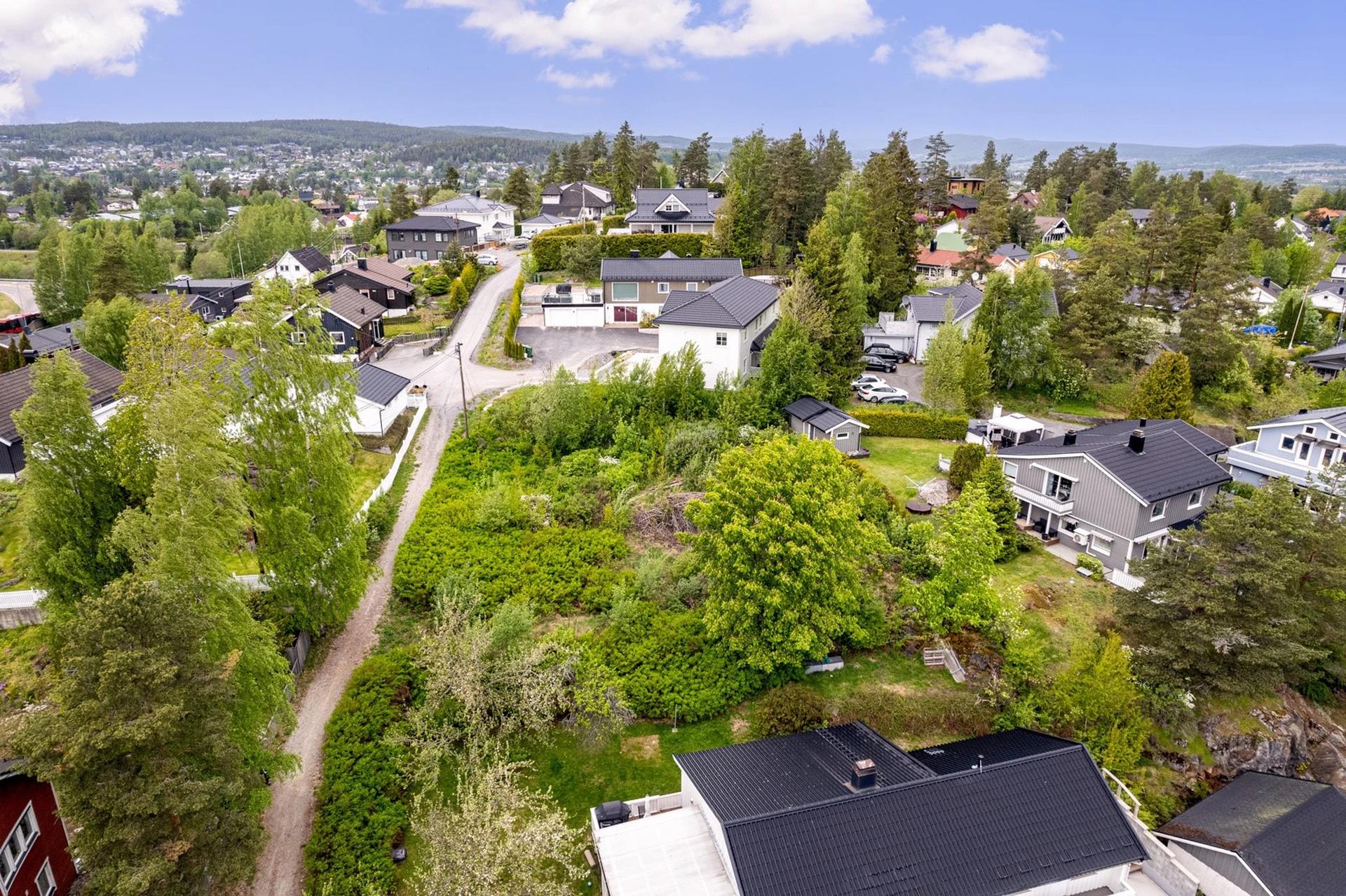 Bilde tatt mot nord øst. Bilde nummer 2 av 3