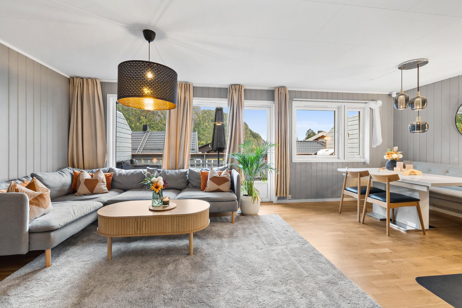 Rekkehus beliggende i barnevennlige omgivelser på Gullholmstranda  . Bilde nummer 2 av 3