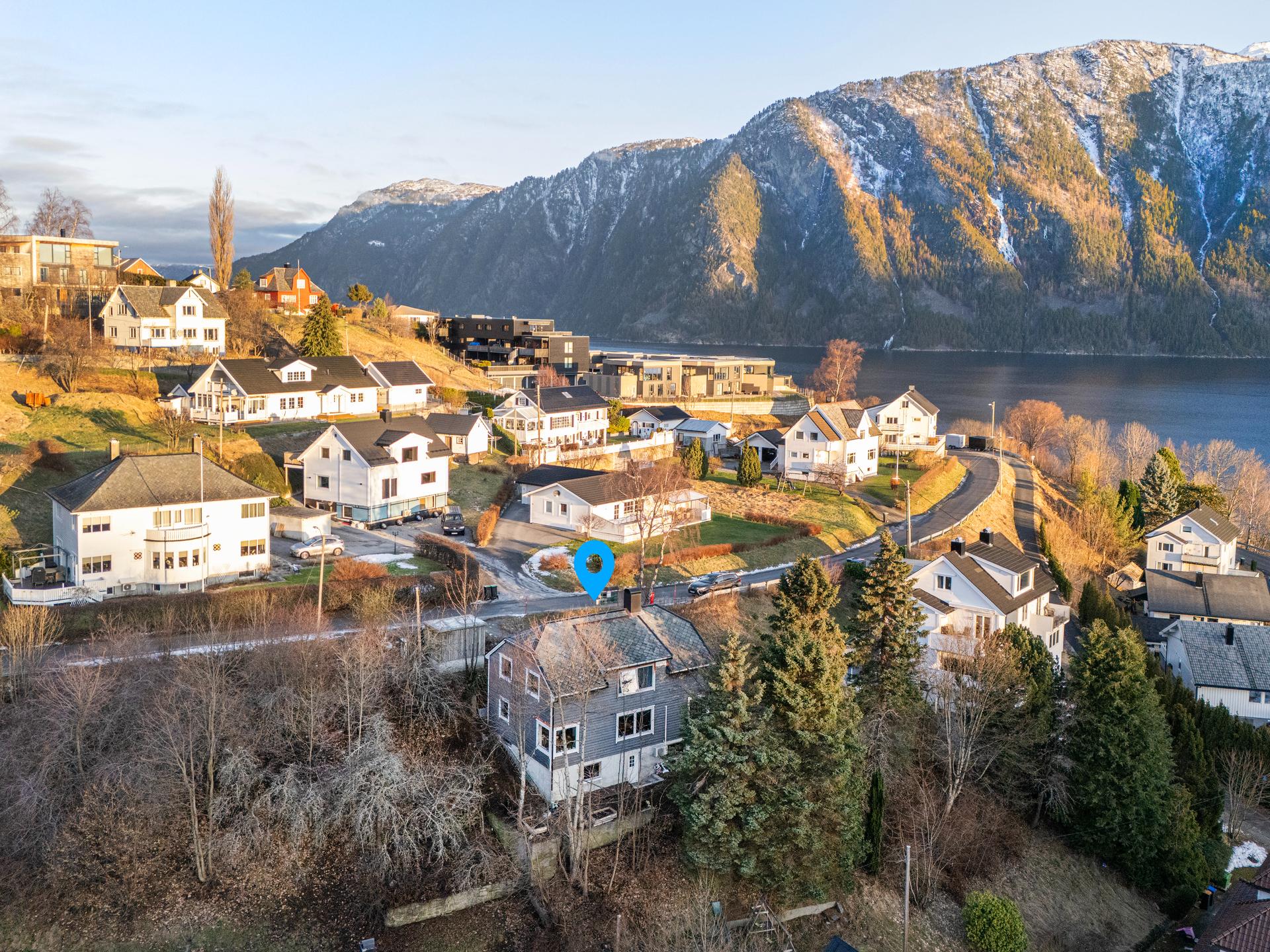 En enebolig beliggende i Fagerlivegen på Stranda.. Bilde nummer 2 av 3