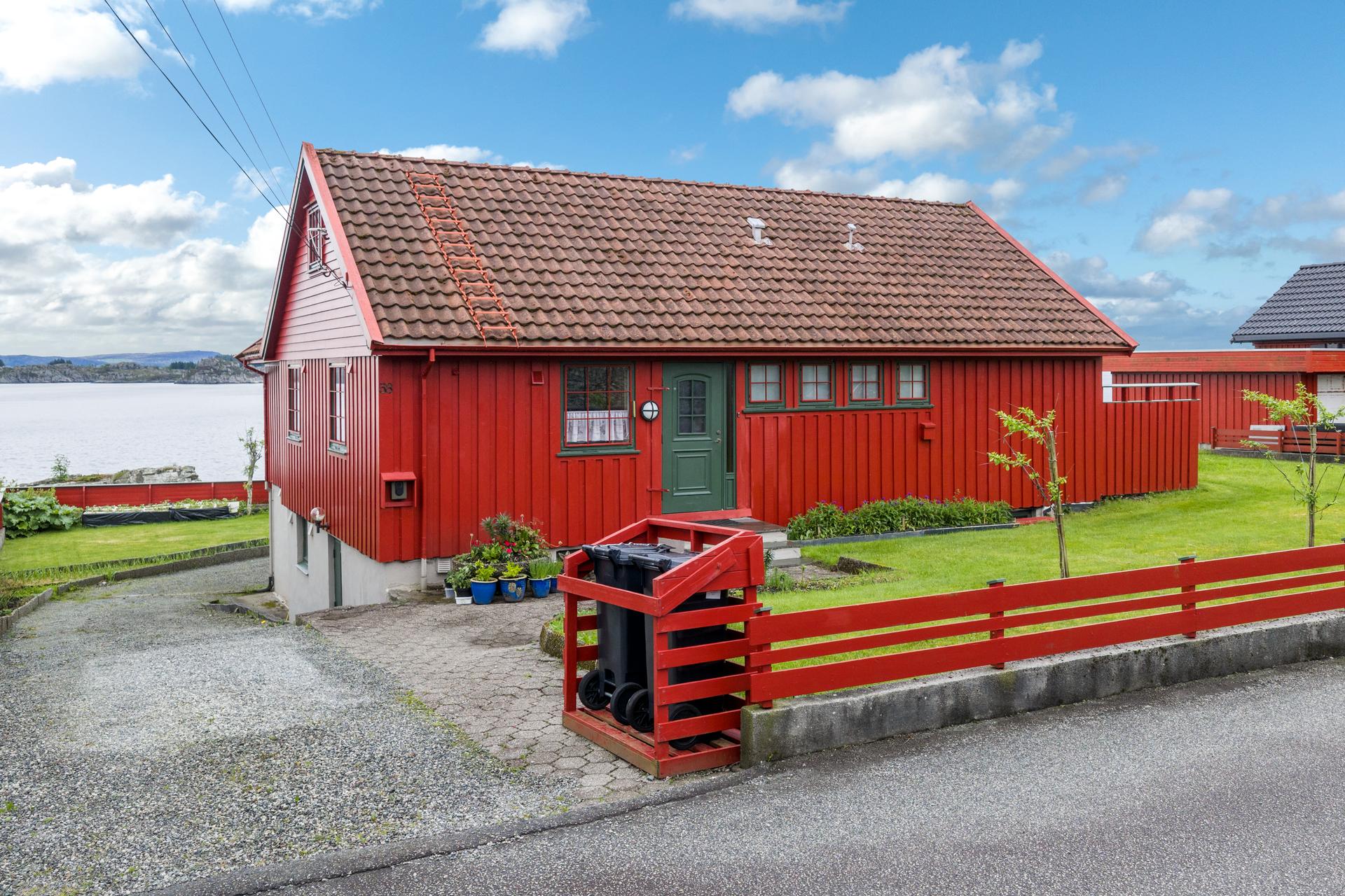  Bilde nummer 2 av 3