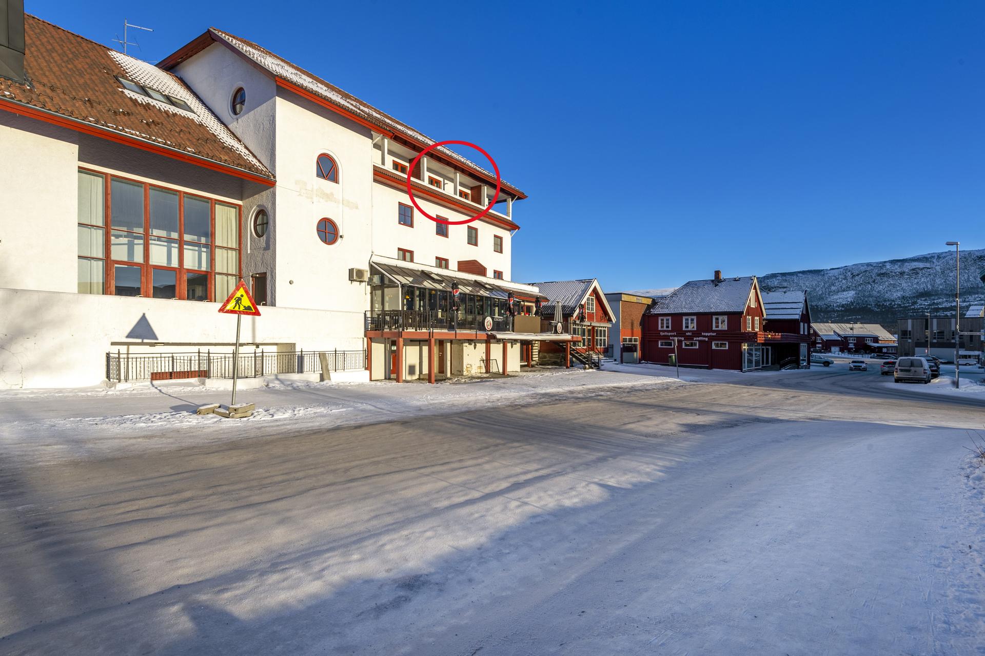 Per Hårstad ved Eiendomsmegler1 har gleden av å presentere en Aunevegen 6 D. 
Foto: Ludvig Killingberg . Bilde nummer 3 av 3