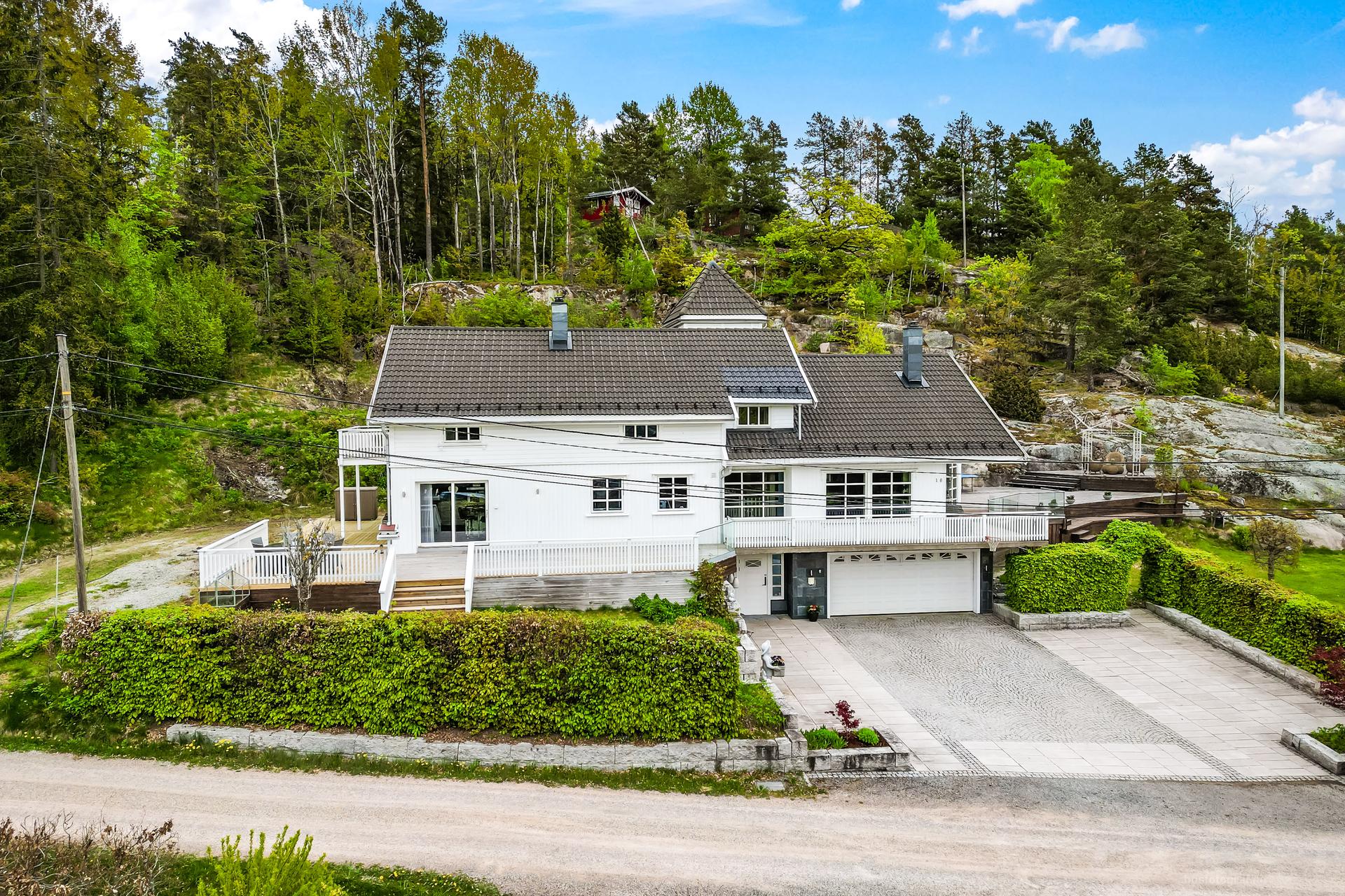 Velkommen til denne innholdsrike eneboligen! Foto: Knipzet v/Haiman Askari. Bilde nummer 2 av 3