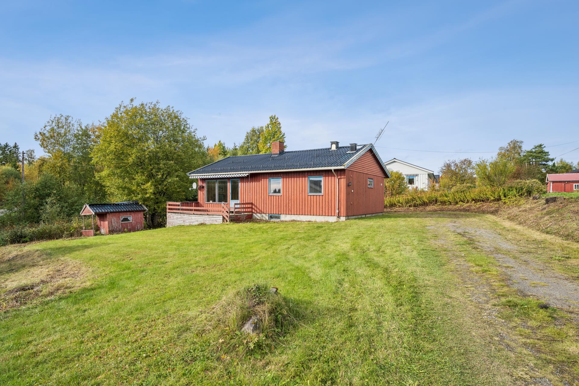 Velkommen til Ingelsrudvegen 242! Foto: Siv Lillevik - Efkt Norge AS. Bilde nummer 1 av 3