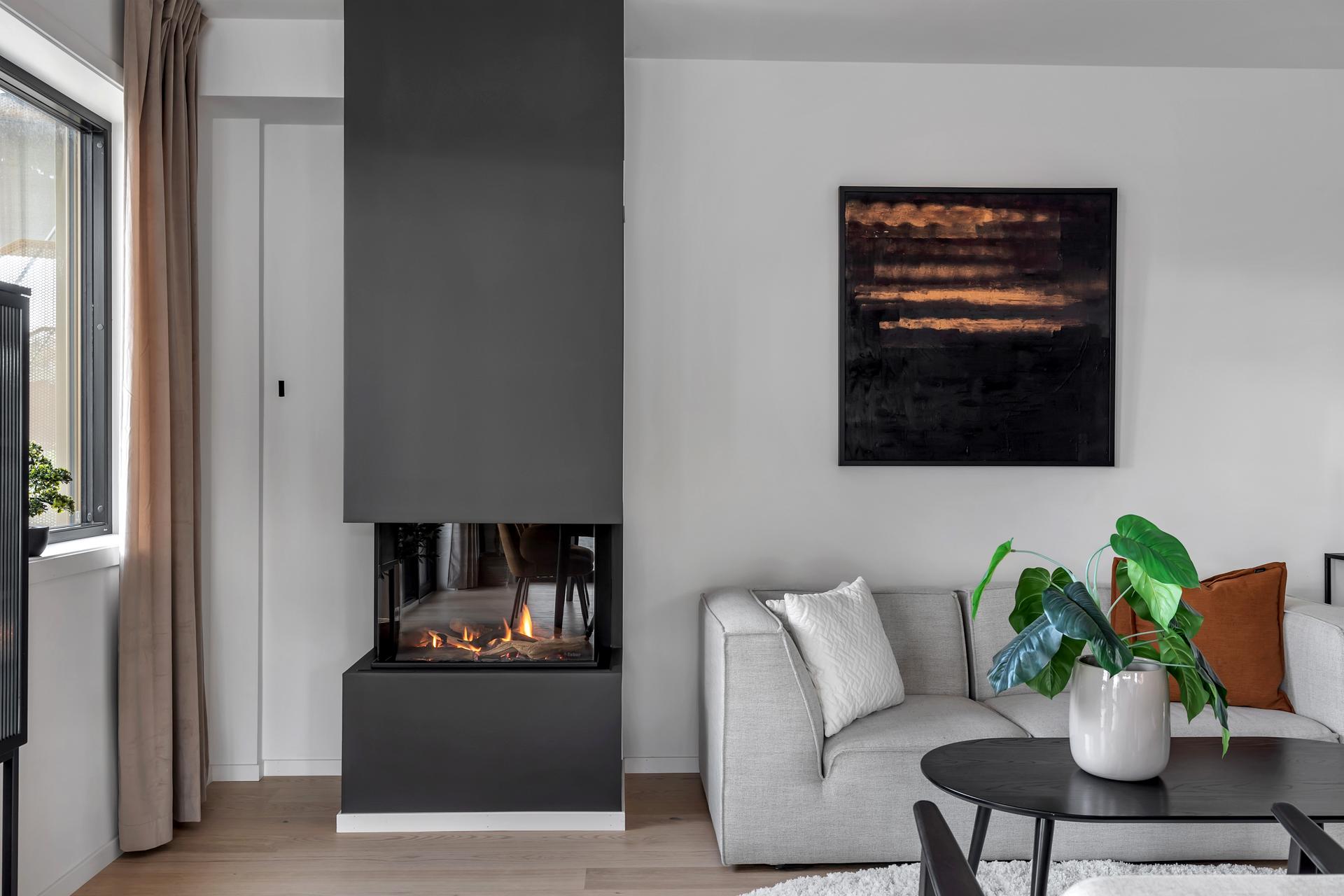 Velkommen til Gjøastredet 37, her presentert av Eiendomsmegler 1 Rødbanken. Foto: Ulrikke Andreassen. Bilde nummer 1 av 3