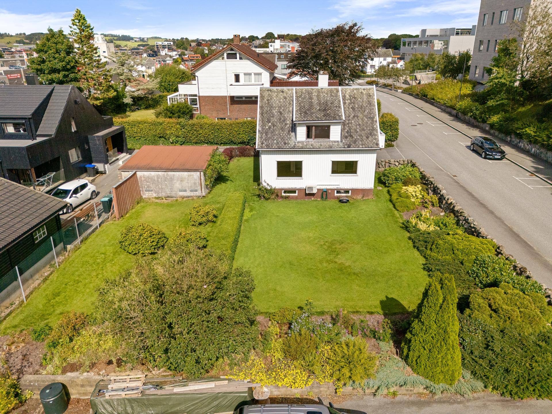 Velkommen til Skulegata 21. Eiendommen presenteres av Kristine Ree Espedal i EiendomsMegler 1 Jærmegleren. Foto: Fotograf Haukland AS.. Bilde nummer 1 av 3