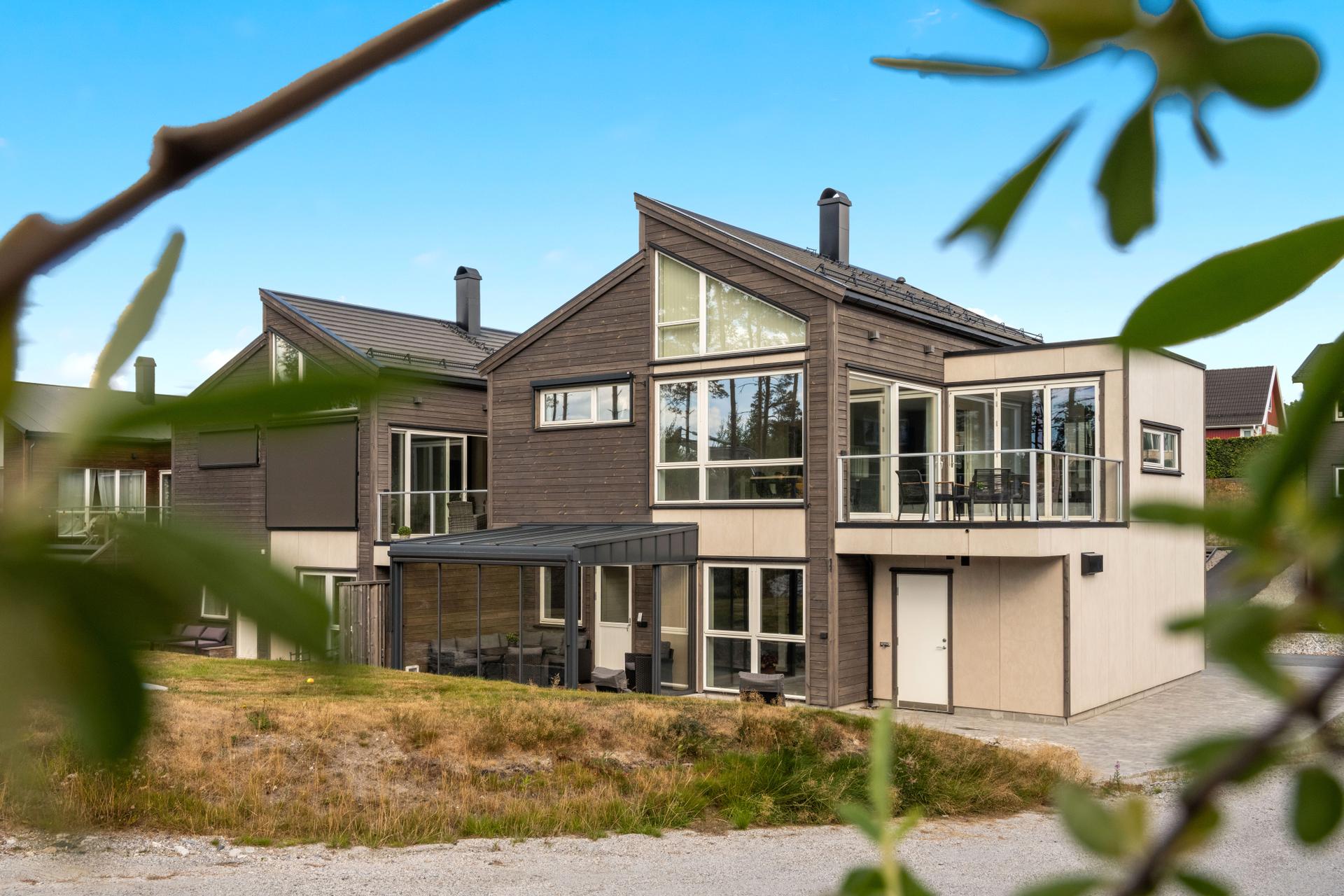 Velkommen til Missingfjellet 21 - En moderne familiebolig i natuskjønne omgivelser! Foto: Fotoetcetera AS. Bilde nummer 1 av 3