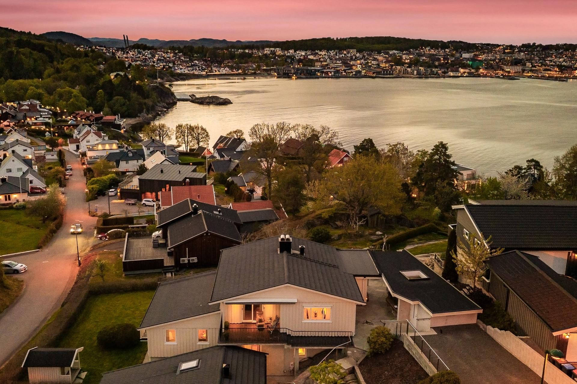 Velkommen til Tenvikveien 45! Foto: Karl Filip Kronstad.. Bilde nummer 1 av 3