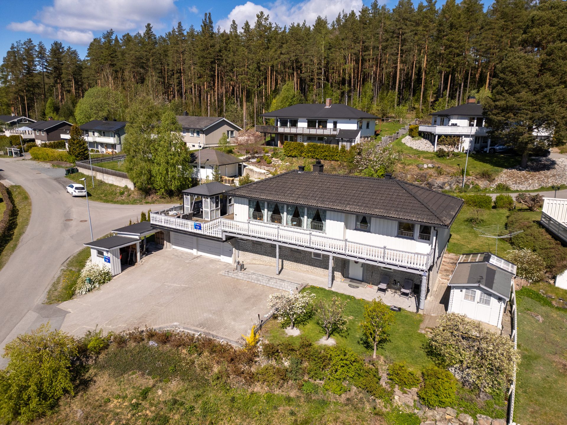 Velkommen til Furutoppen 4. Foto: Normann. Bilde nummer 1 av 3