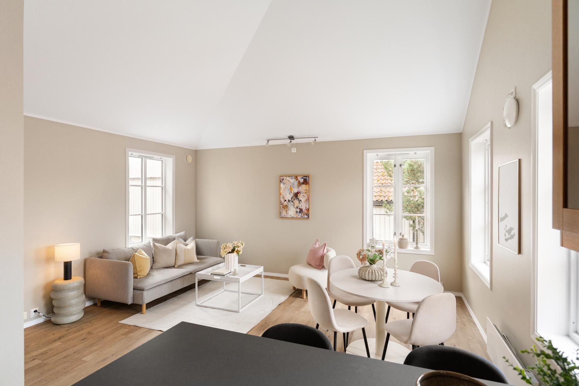 Her bor du i en selveierleilighet på 71m² BRA sentralt på Møllenberg.. Bilde nummer 2 av 3
