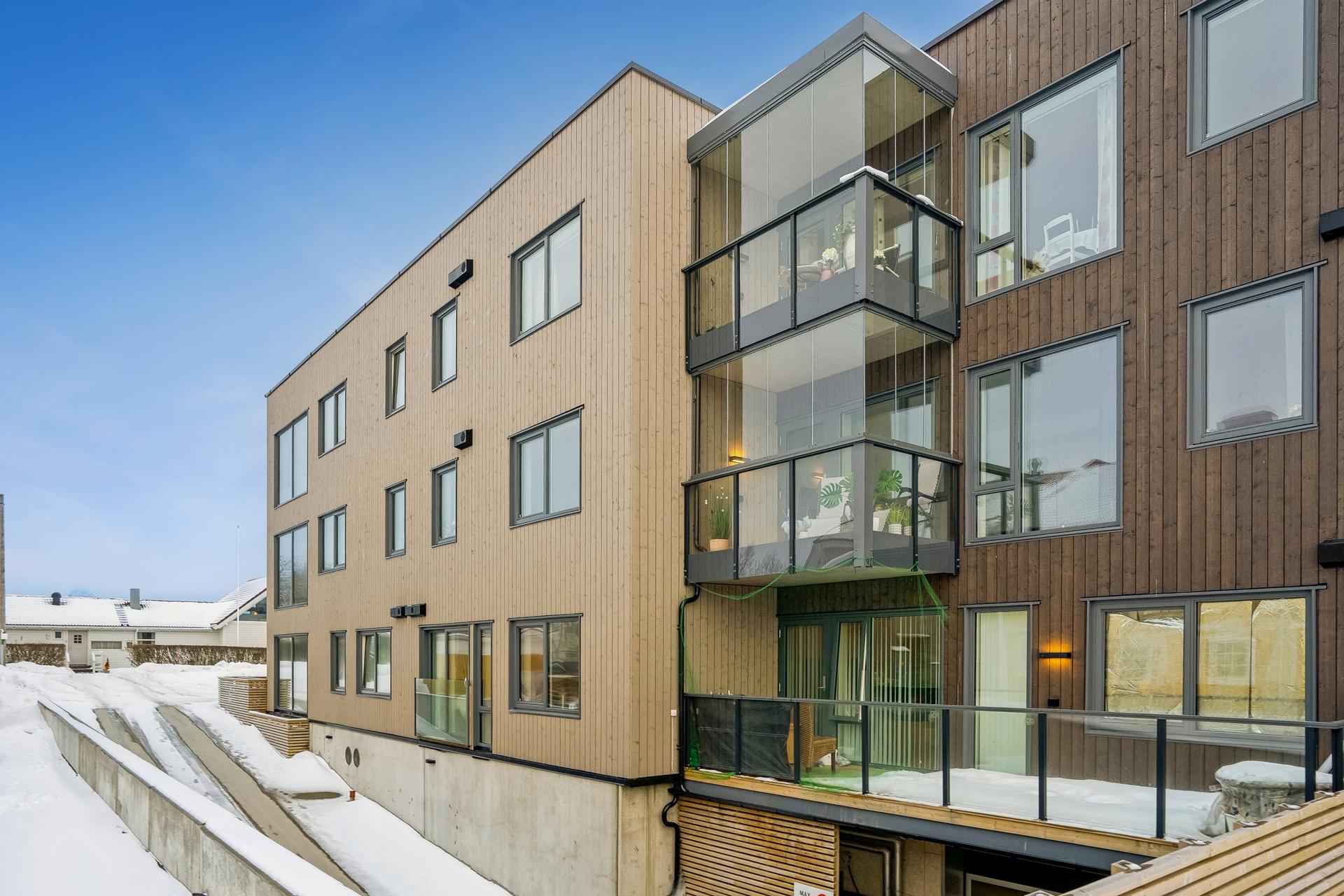 Sameiet Lillevollen boligsameie består av 23 leiligheter fordelt på 3 etasjer. Planløsningene er innholdsrike og svært arealeffektive. Denne leiligheten ligger i 2. etasje.. Bilde nummer 3 av 3