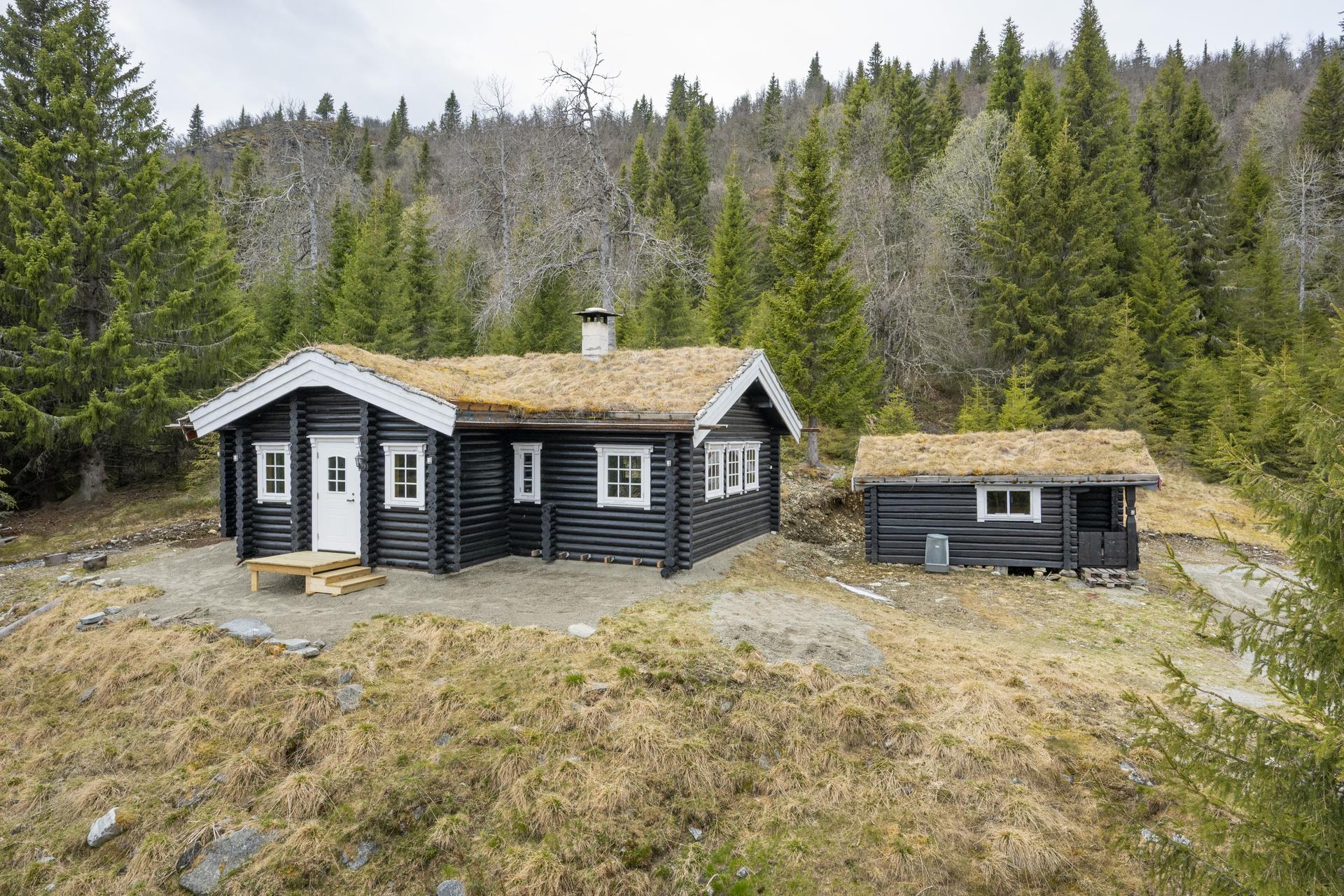 Unni Rolstad v/Eiendomsmegler 1 ønsker velkommen til Høgstervegen 231!. Bilde nummer 2 av 3