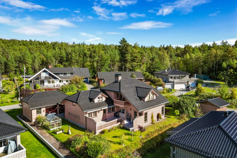 Jordbærveien 44