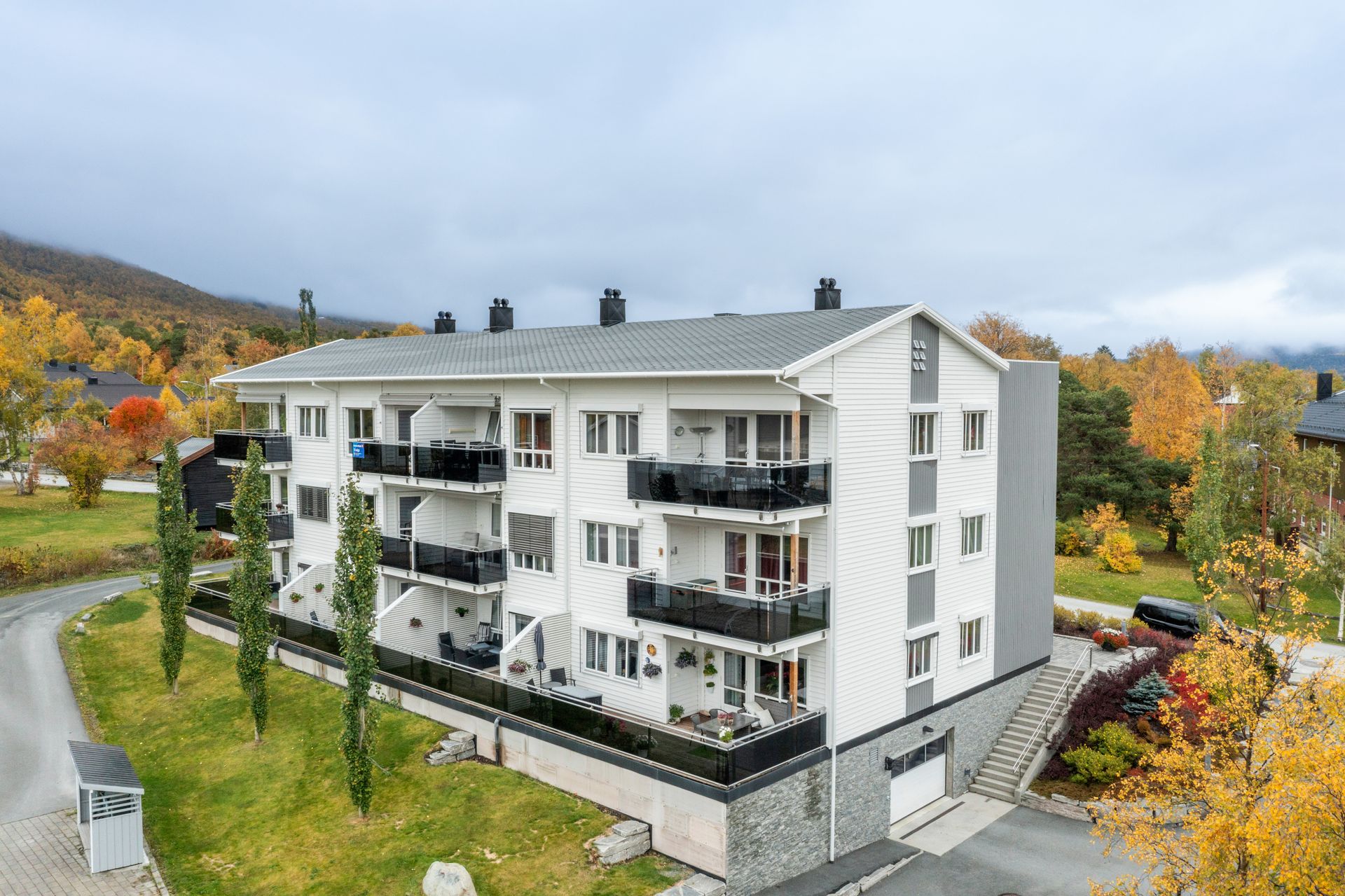Velkommen til Skogvegen 3! Foto: Interiørfoto v/ Bente Eidsmo
. Bilde nummer 1 av 3