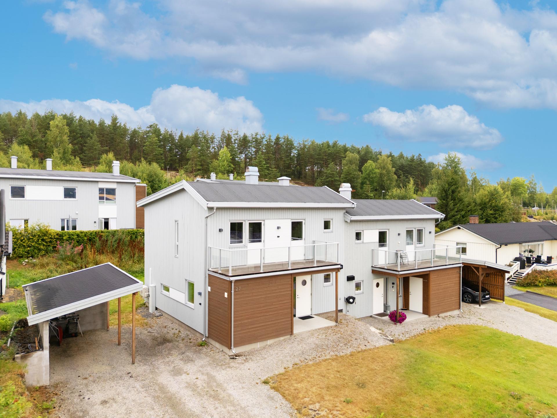 Velkommen til Lyngveien 27. Foto: Viken Fototjenester v/ Eirik Andersen.. Bilde nummer 1 av 3