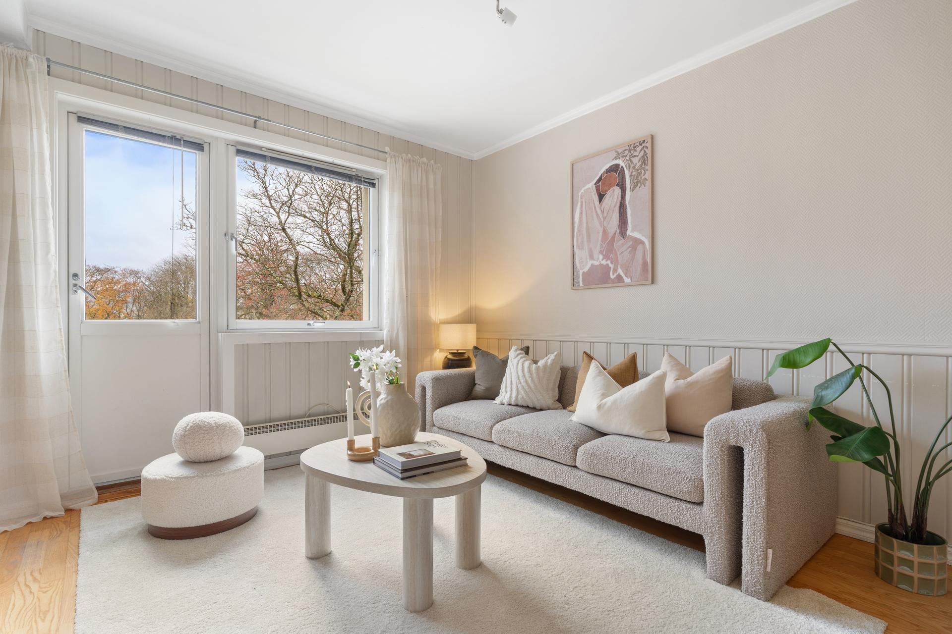 Her bor du i en 3. etasjes selveierleilighet på 56 m² BRA.. Bilde nummer 2 av 3
