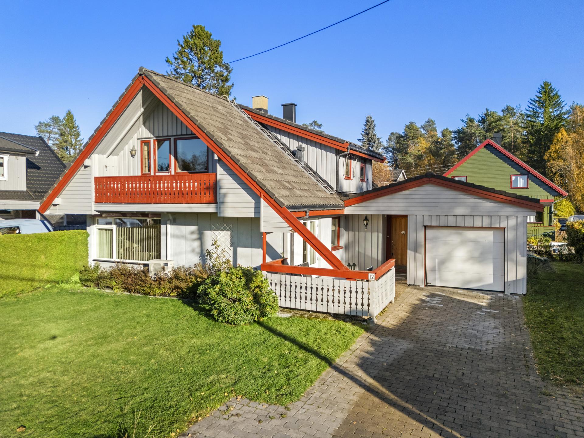 Velkommen til Granveien 12! Foto: Mads Karlsen Shuttr Eiendomsfoto. Bilde nummer 1 av 3