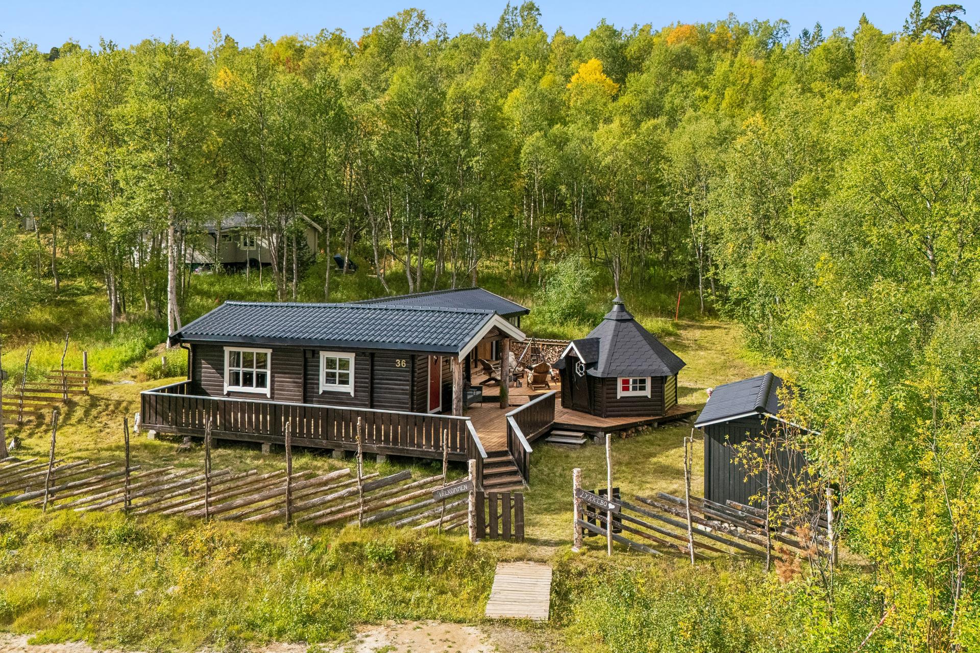 Velkommen til Lønsdalsbakken 36! Foto: Efkt. Bilde nummer 1 av 3