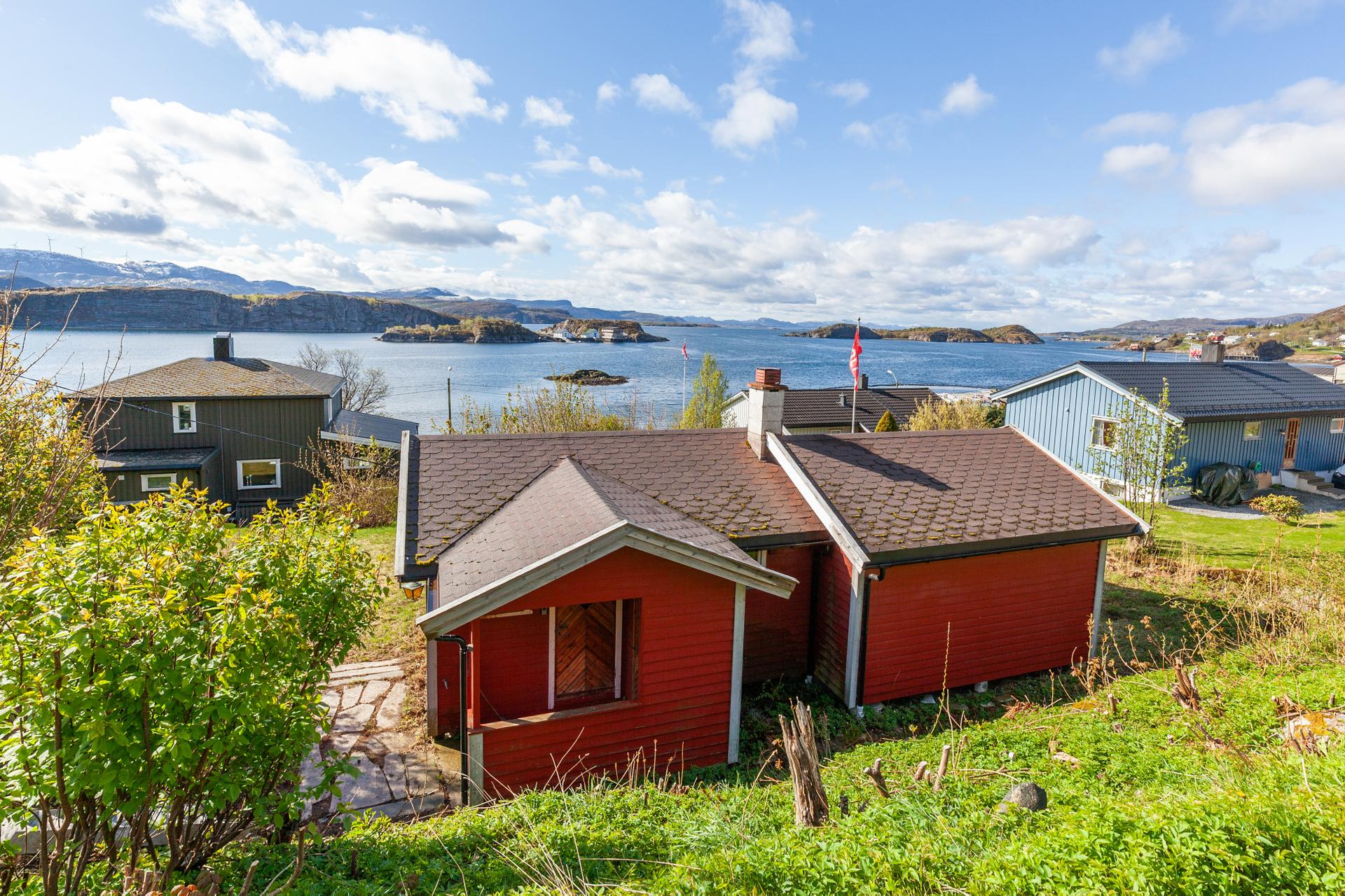 Velkommen til Stokkøyveien 112! FOTO: Ingunn Grøntvedt, IMG FOTO AS. Bilde nummer 1 av 3