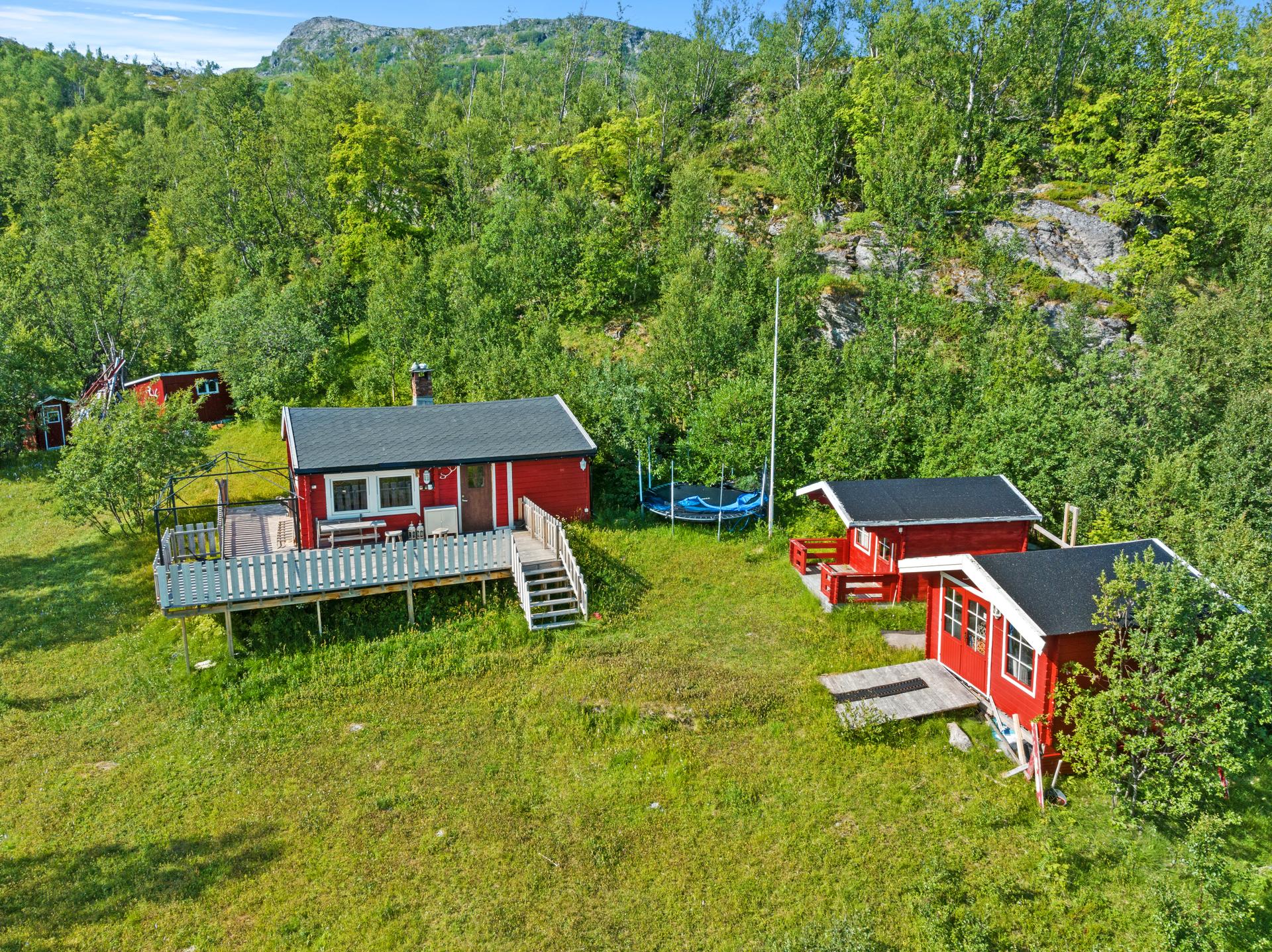 Velkommen på hytta - Nydelige Nevefjord. Bilde nummer 2 av 3