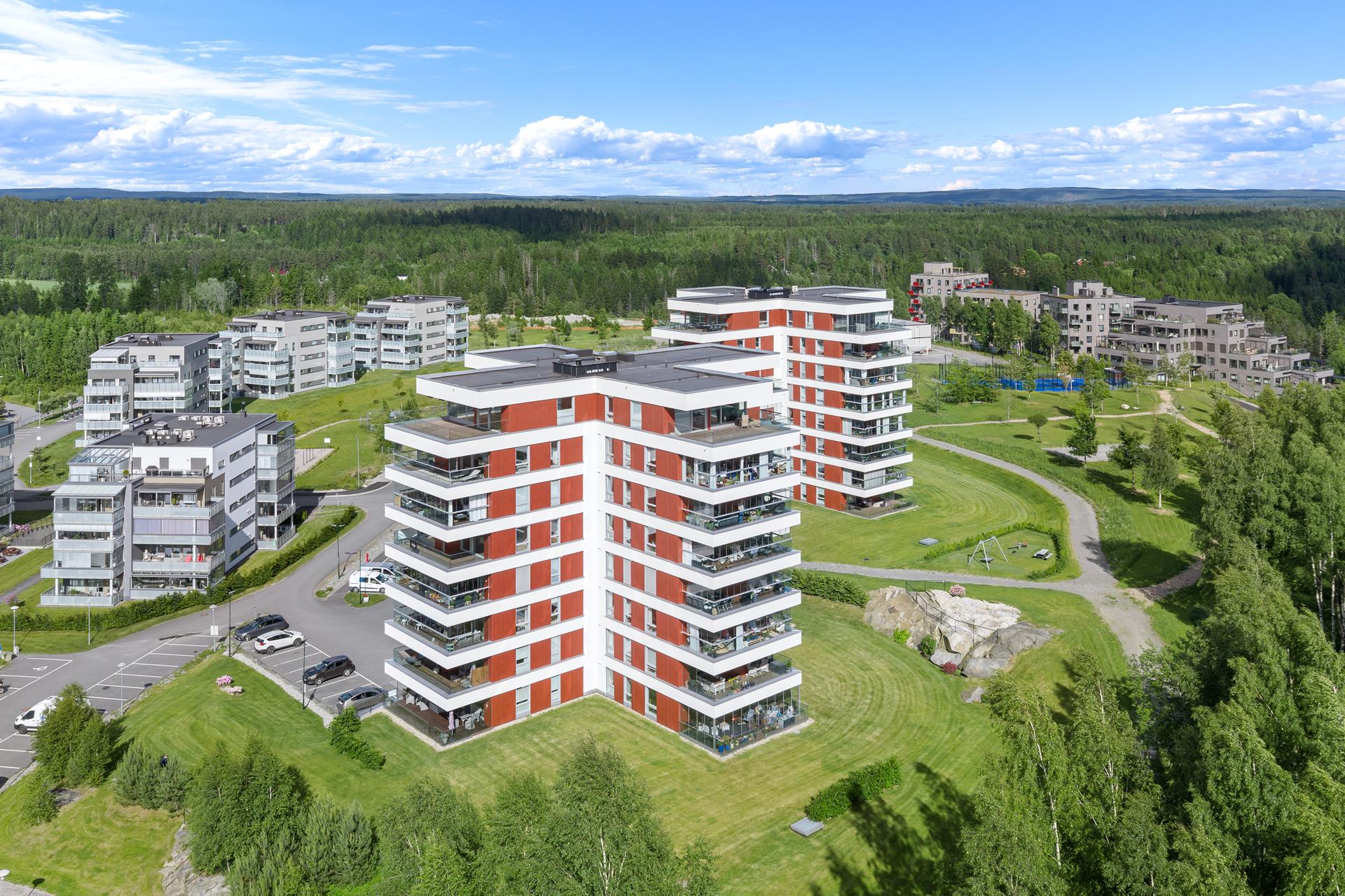 Området byr på gode rekreasjonsmuligheter med nærhet til Vestby Arena og andre sportsfasiliteter.. Bilde nummer 3 av 3