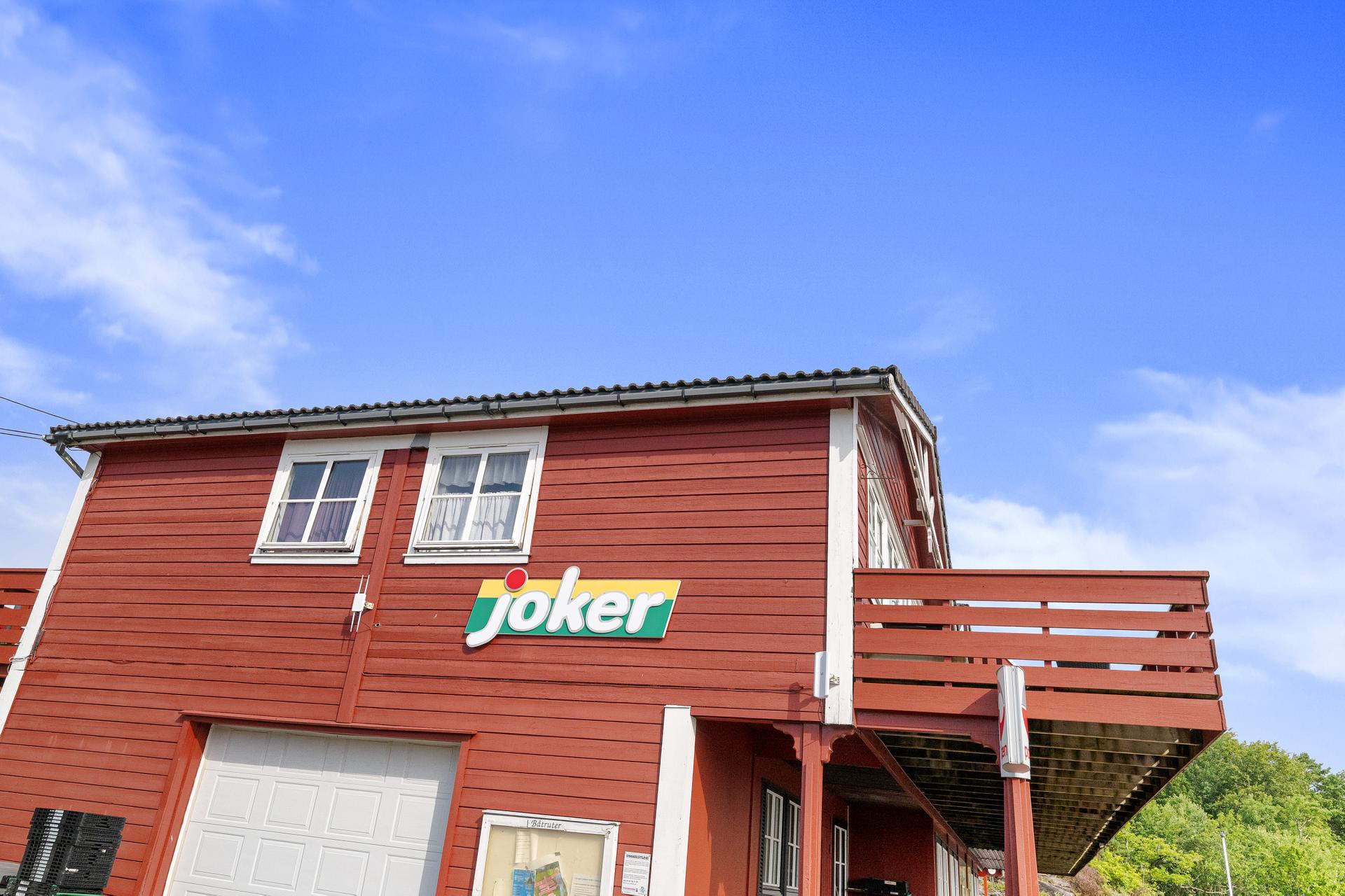 Dagligvarehandelen gjøres hos Joker Helgøysund - det naturlige samlingspunktet med den blide betjeningen. . Bilde nummer 3 av 3