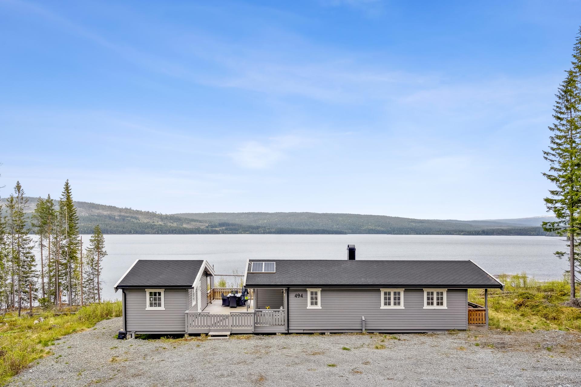 EiendomsMegler 1 ved Oliver Almli Reinås presenterer: Sørungvegen 494.. Bilde nummer 1 av 3