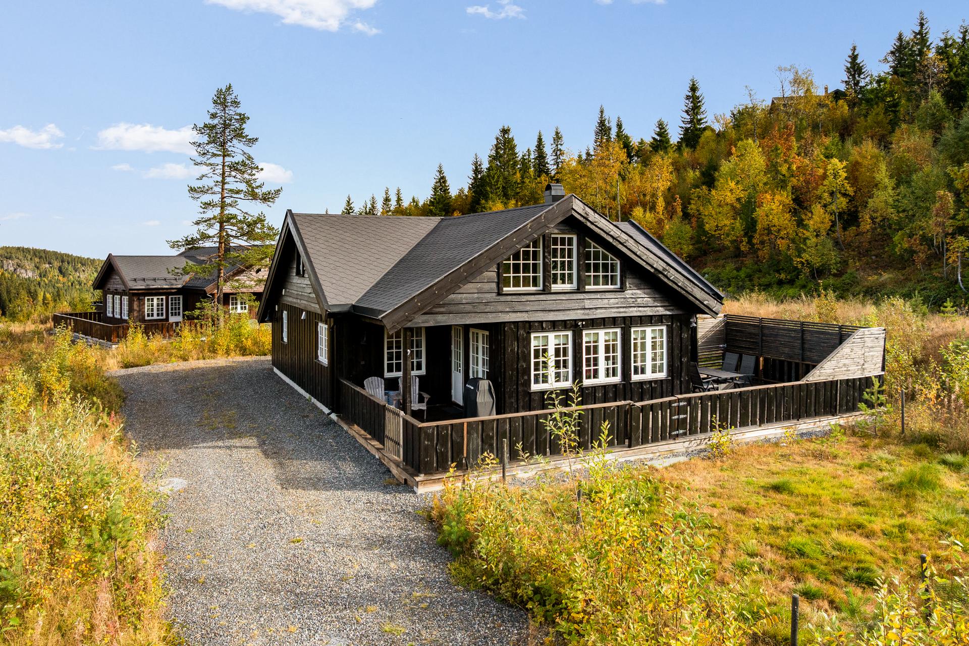 Velkommen til Fjellseterveien 17. Foto: Karl Filip Kronstad. Bilde nummer 1 av 3
