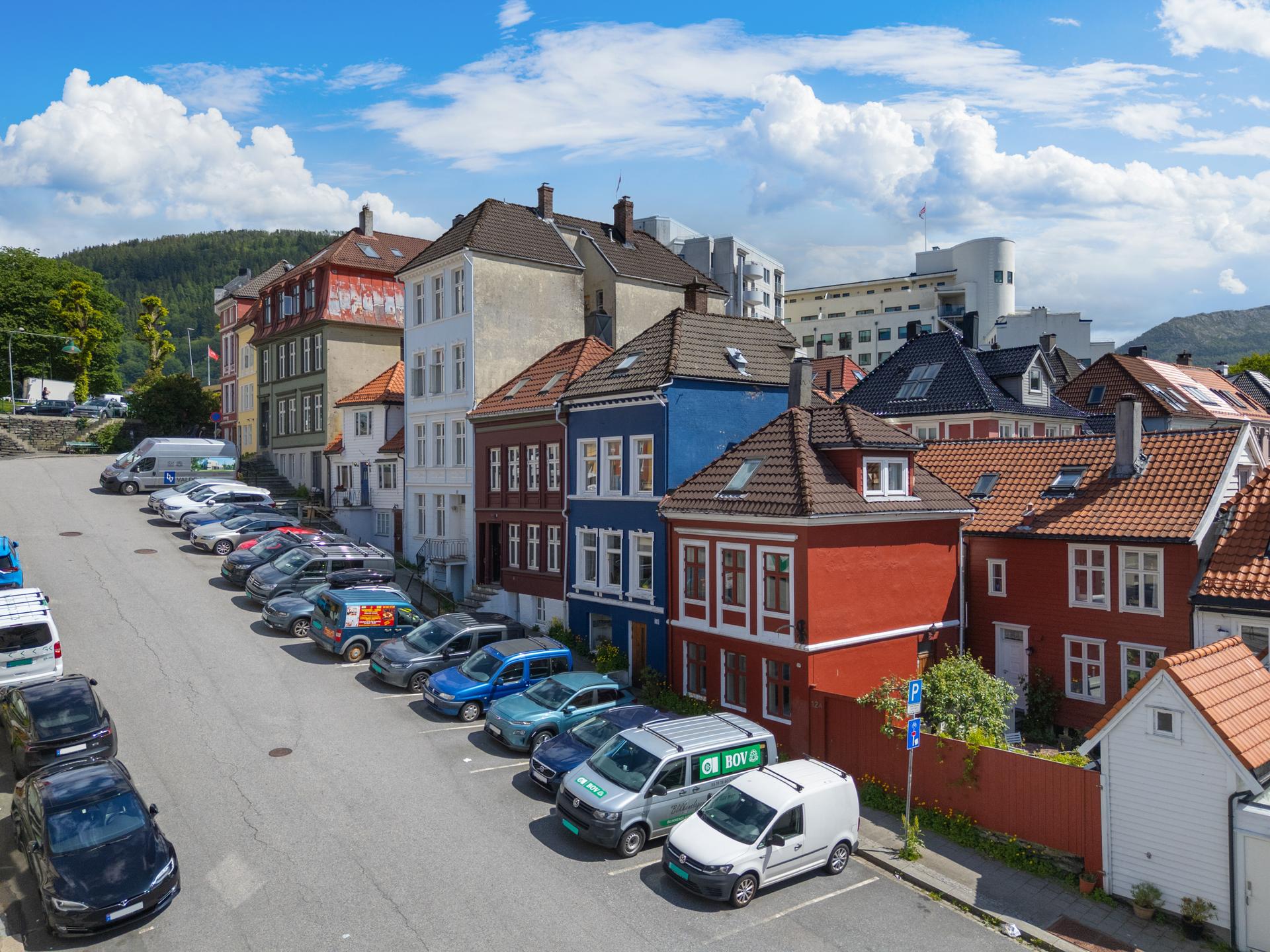 Velkommen til Vestre Murallmenningen 12A! Foto: Arvid Berg.. Bilde nummer 1 av 3