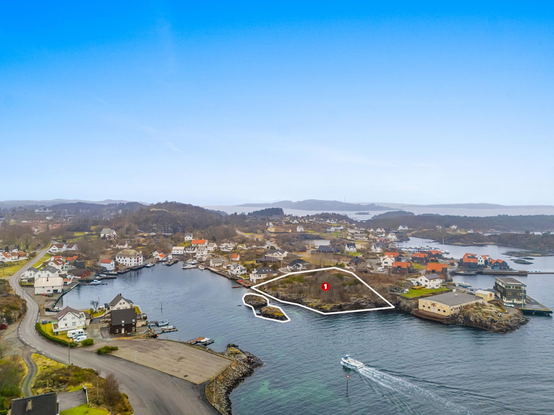 Tomten er på ca. 3 667 m². Bilde nummer 3 av 3