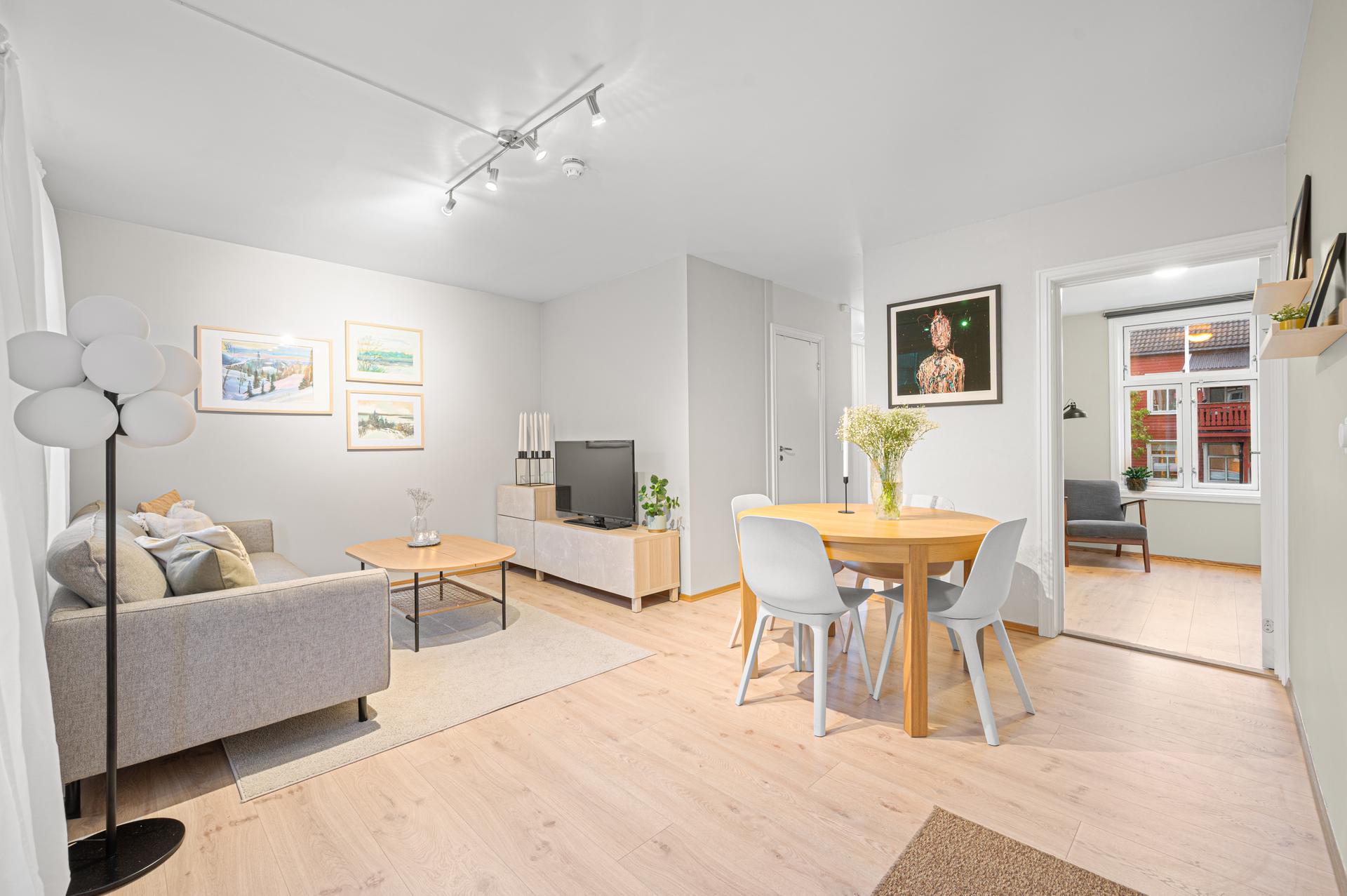 En lys og flott 2-roms selveierleilighet i småhus. . Bilde nummer 2 av 3