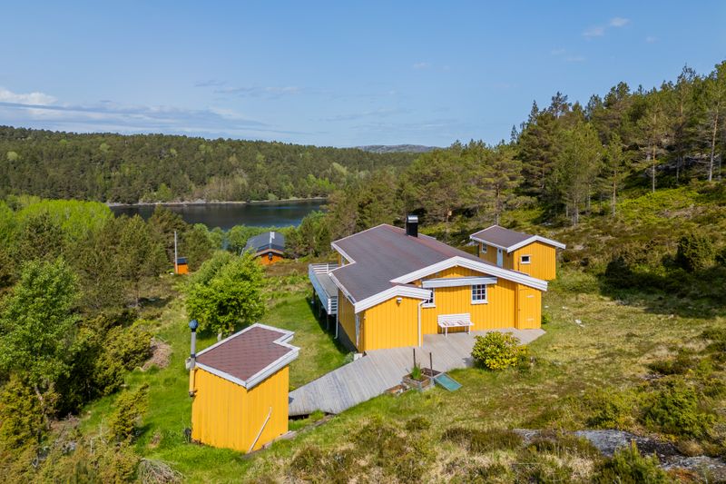 Helgebustadveien 7