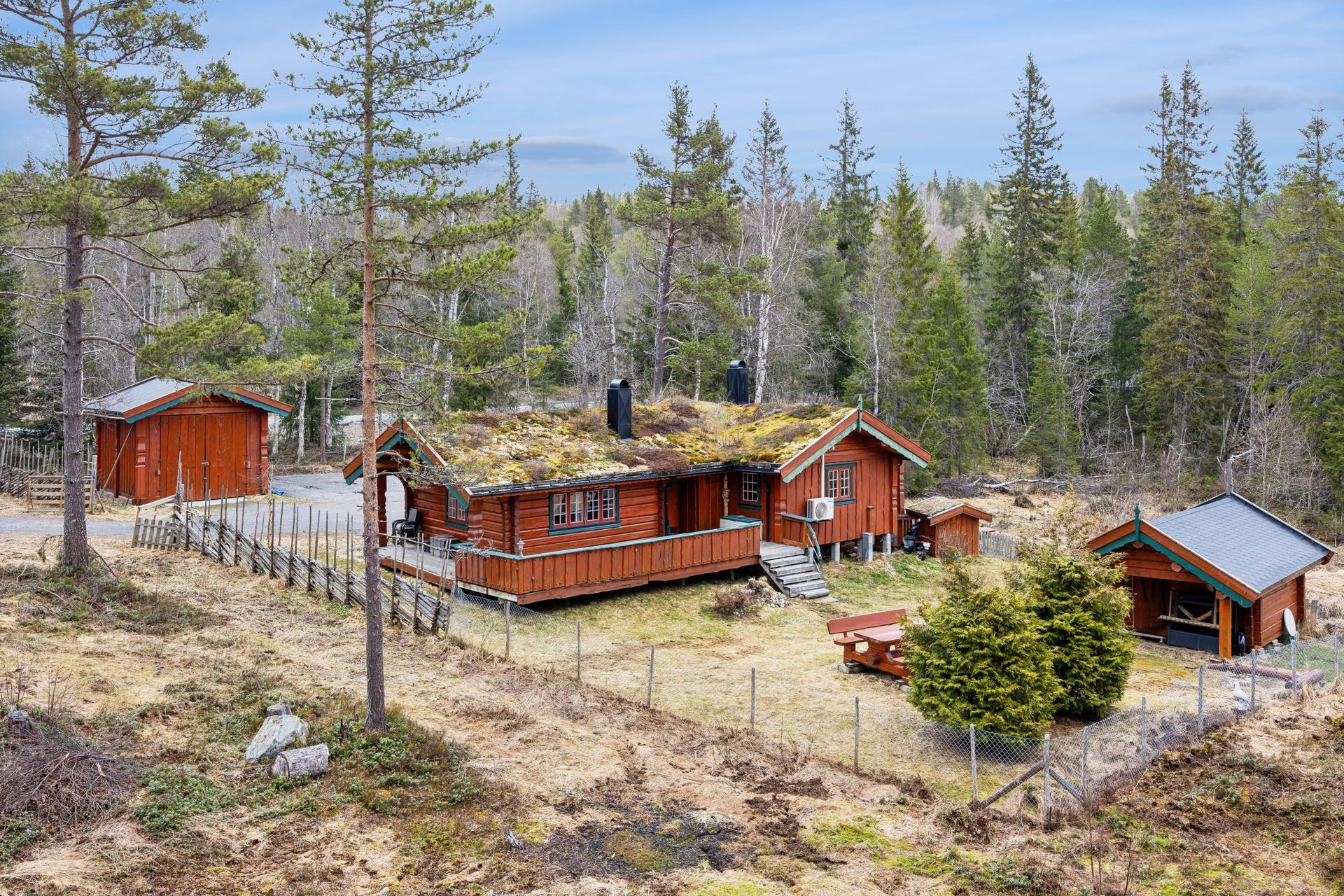 Velkommen til Hemnevegen 954! Foto: EFKT (Magnus Berdal). Bilde nummer 1 av 3