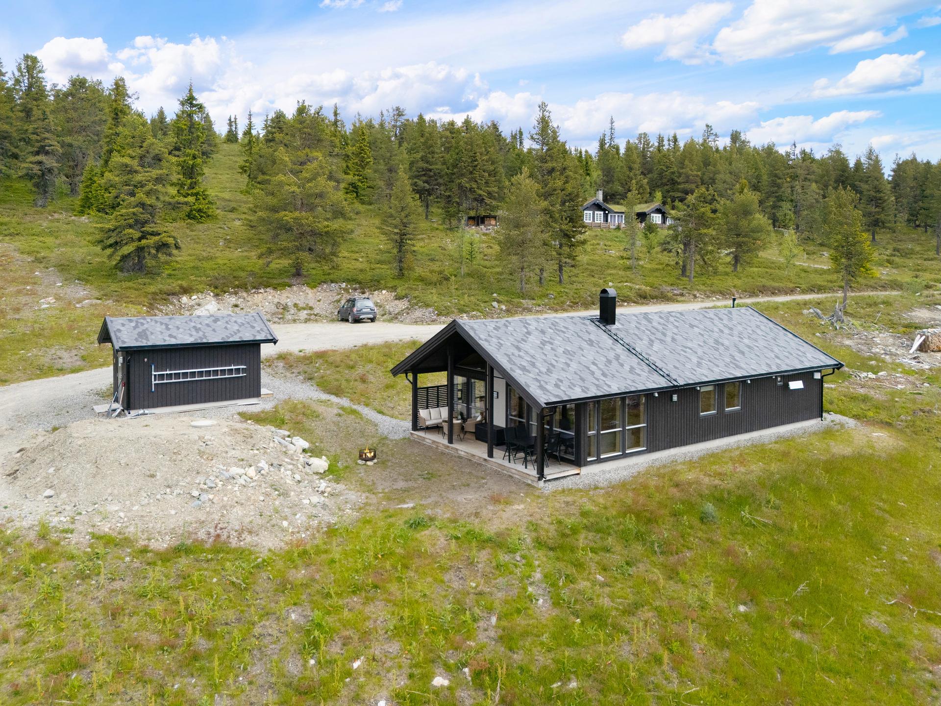 Eiendomsmegler 1 v/Anders Øium presenterer Stutarhaugen 27! Foto: Ivar Flagestad.. Bilde nummer 1 av 3