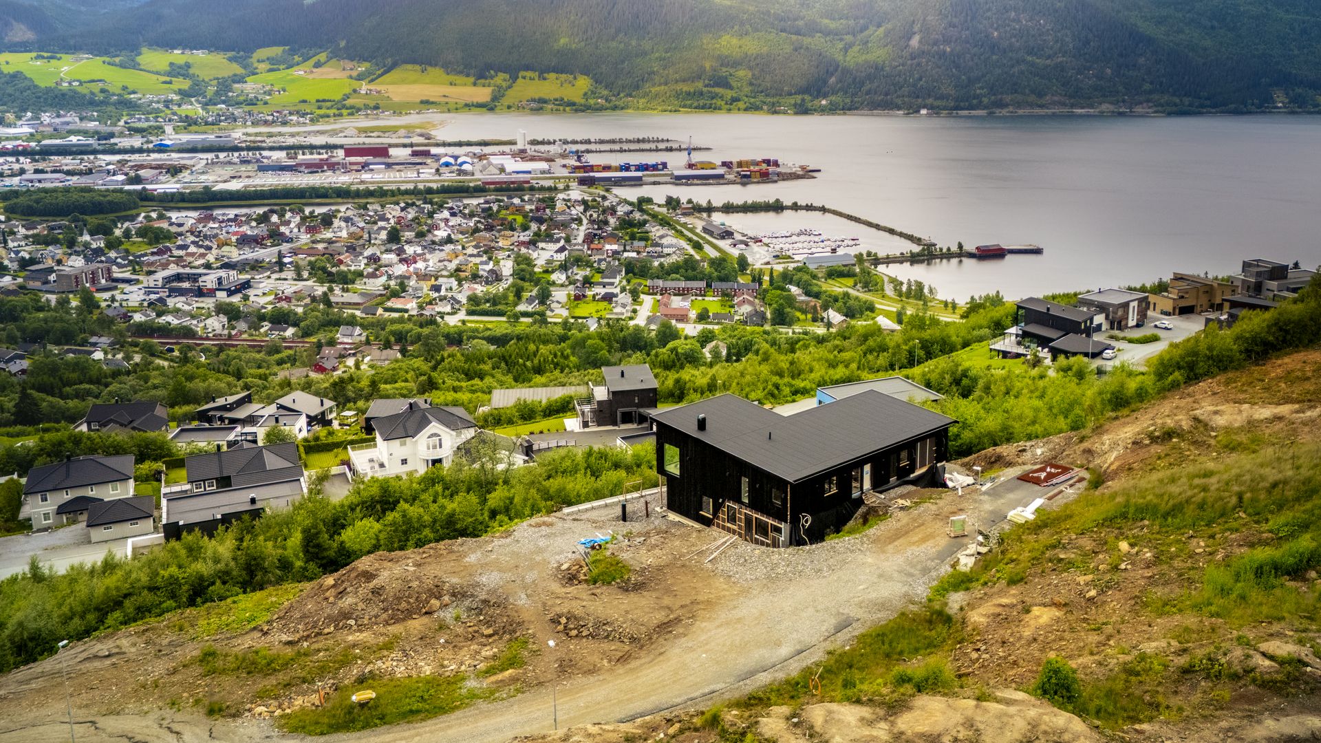 Mange av tomtene har en fantastisk utsikt og gode solforhold | Illustrasjonen vil avvike. Bilde nummer 3 av 3