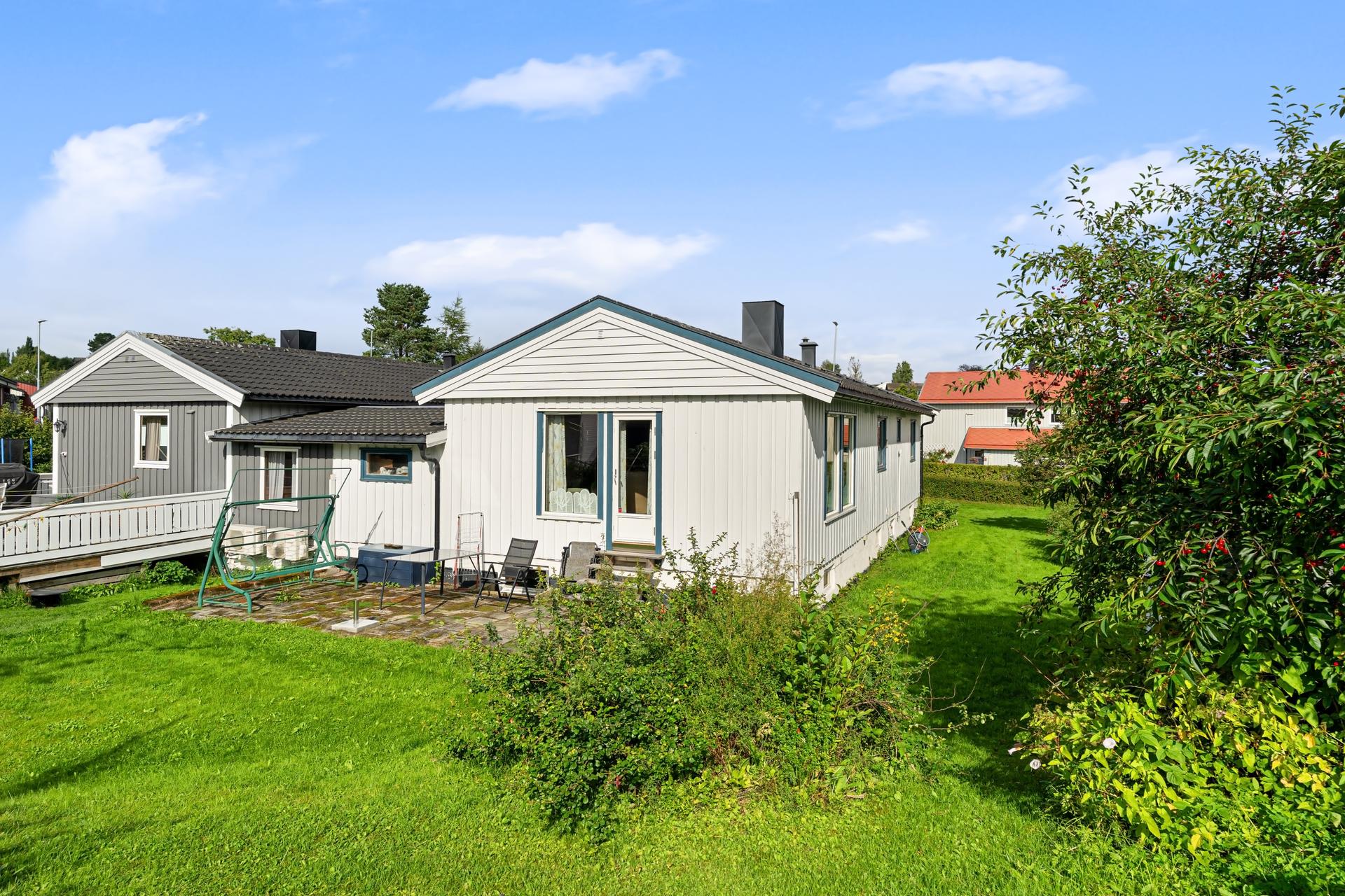 Eiendommen kan by på gode solforhold. . Bilde nummer 2 av 3