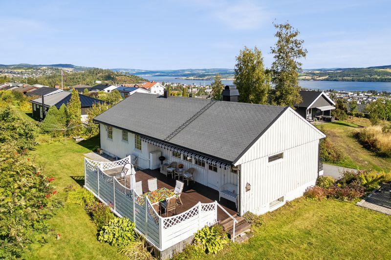 Melbyvegen 6