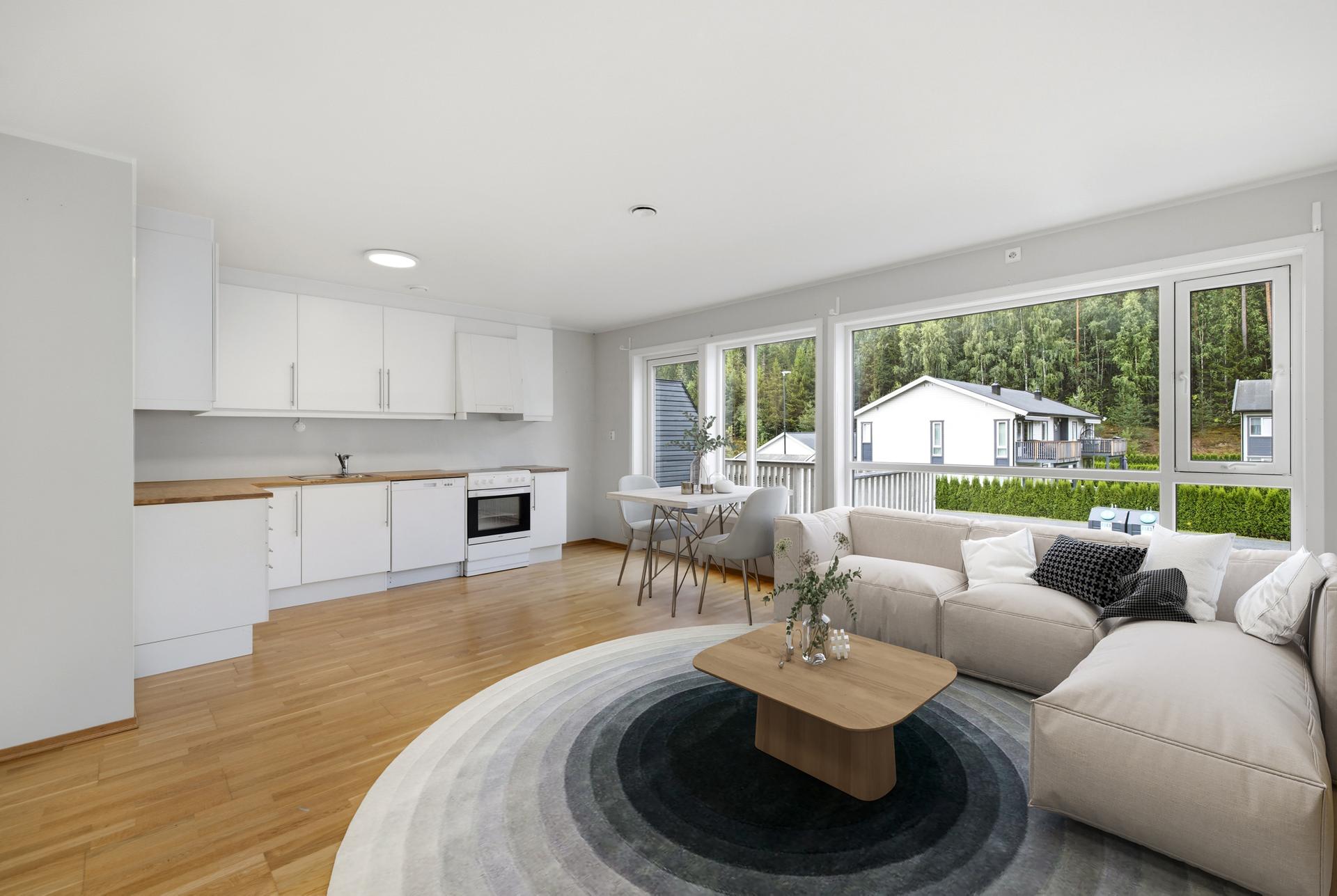 Lys og arealeffektiv leilighet i et nyere boligfelt vest for Hønefoss.. Bilde nummer 2 av 3