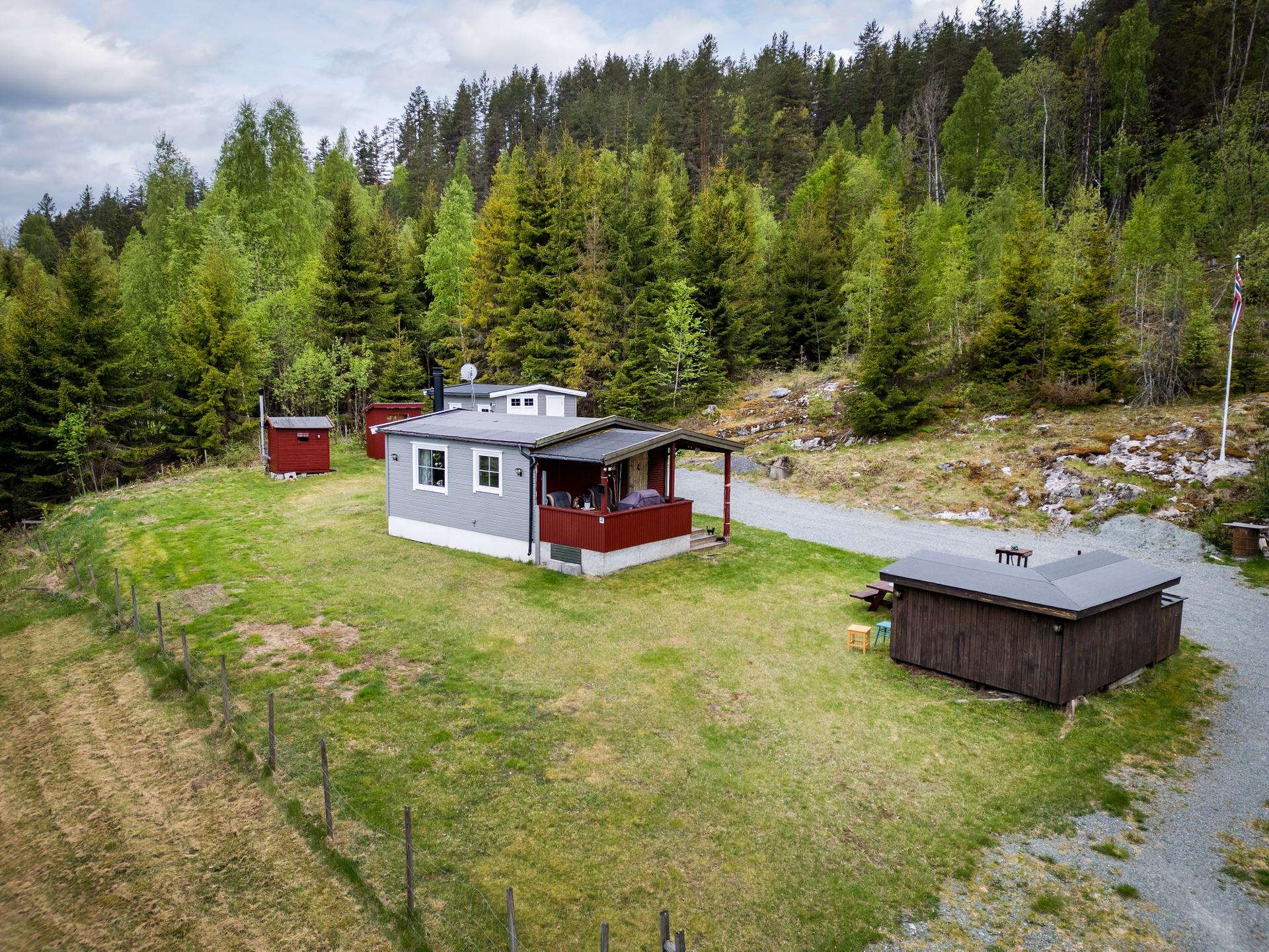 Velkommen til Aureveien 32! Foto: Normann Foto AS. . Bilde nummer 1 av 3
