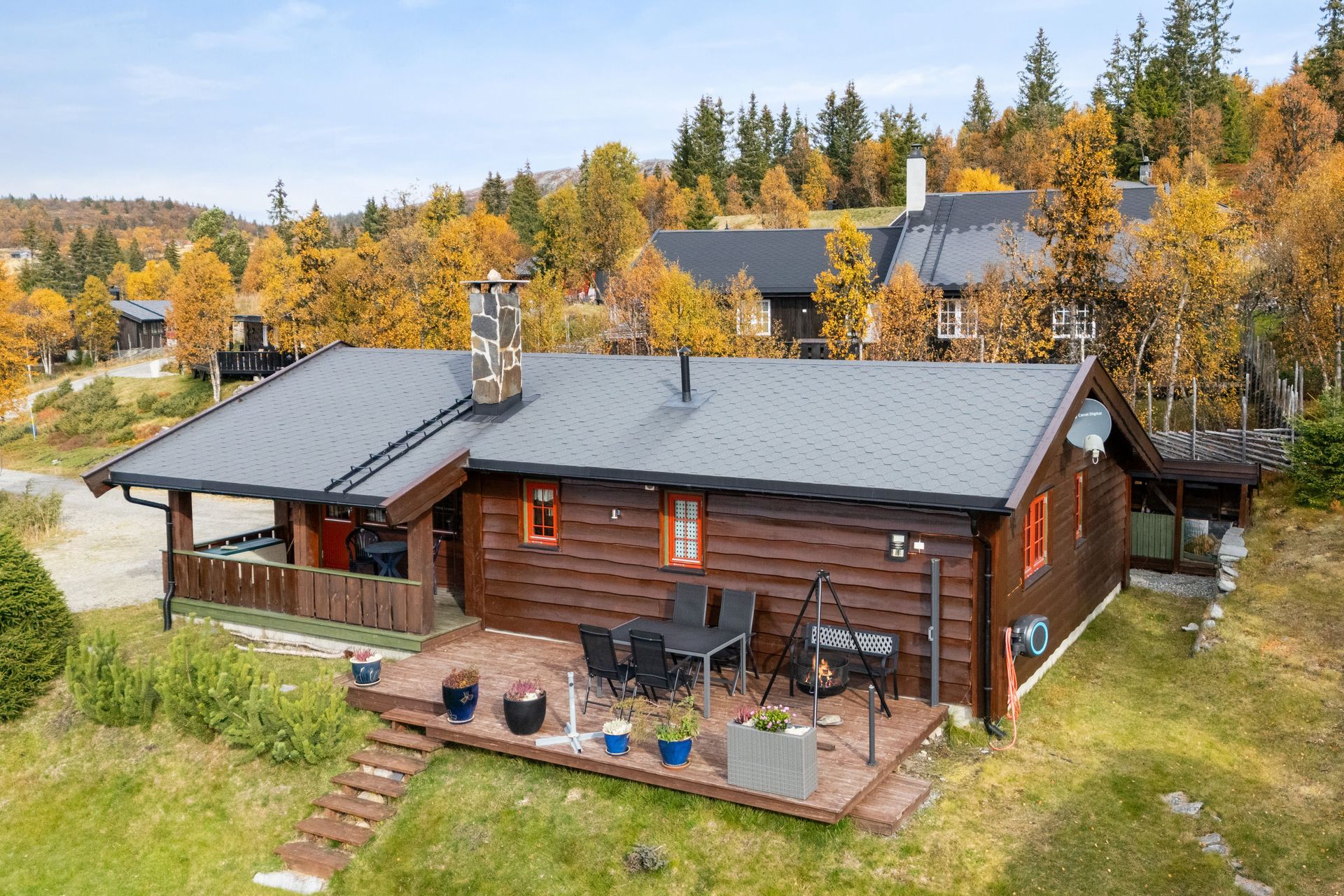 Flott fritidsbolig fra 2008 i et veletablert hyttefelt i Lysløypevegen.. Bilde nummer 2 av 3