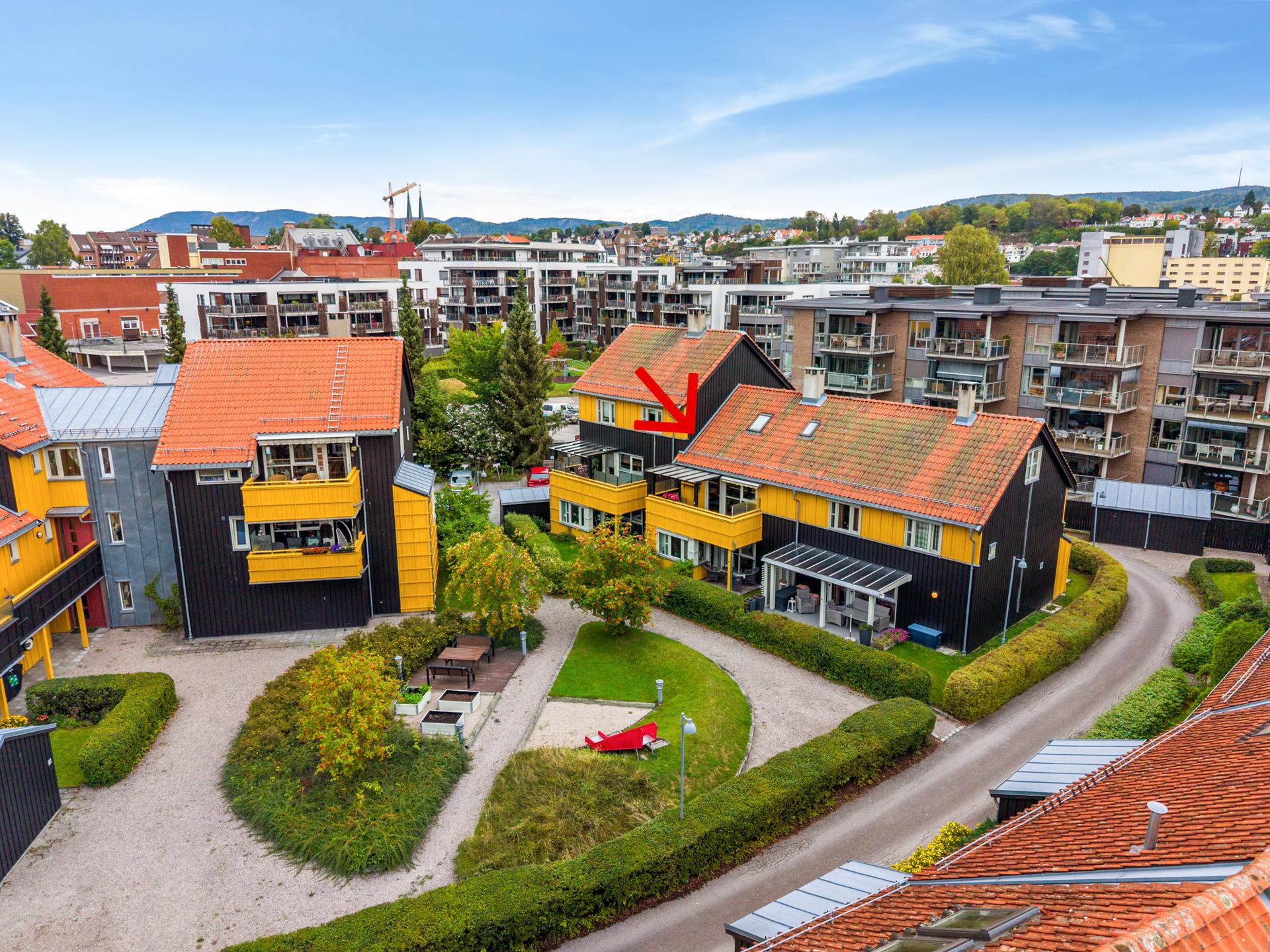 Eiendomsmegler 1 v/ Carina Myhre presenterer Blekebakken 36. Foto: Inbovi. . Bilde nummer 1 av 3